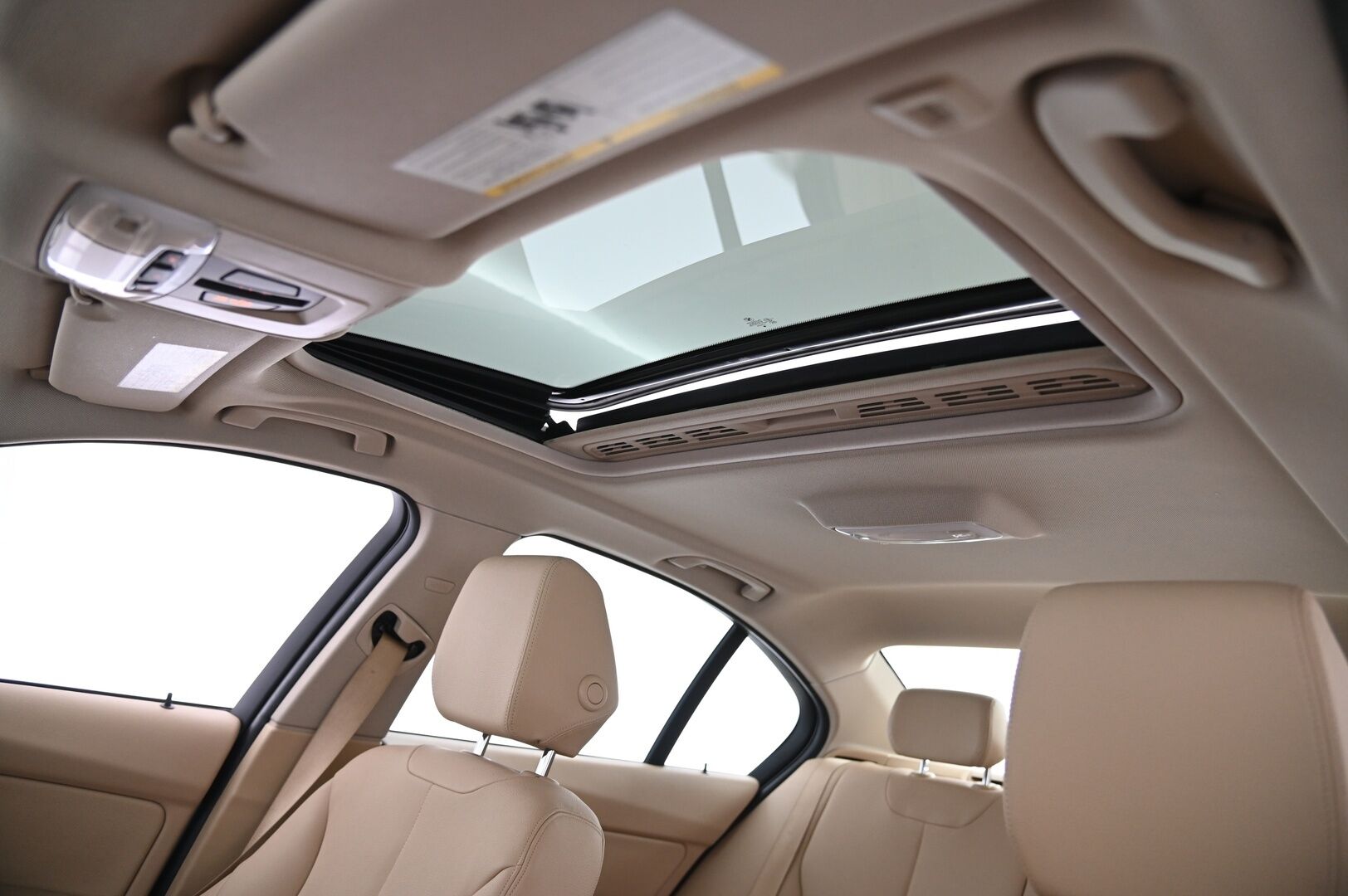 BMW 328 2013 TwinPower Turbo A F30 Sedan Business*Kattoluukku / Muistipenkki / ratinlämmitin* - *Katso mitkä kilometrit!* - HULLUT AVAJAISHULINAT KORKOTARJOUS 3,29 %