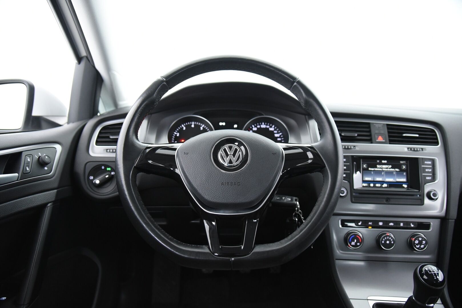 Volkswagen Golf 2016 Luxline 1,2 TSI 63 kW / Webasto / Vakkari / Suomi-Auto - Ilmastointi / 2x hyvät renkaat