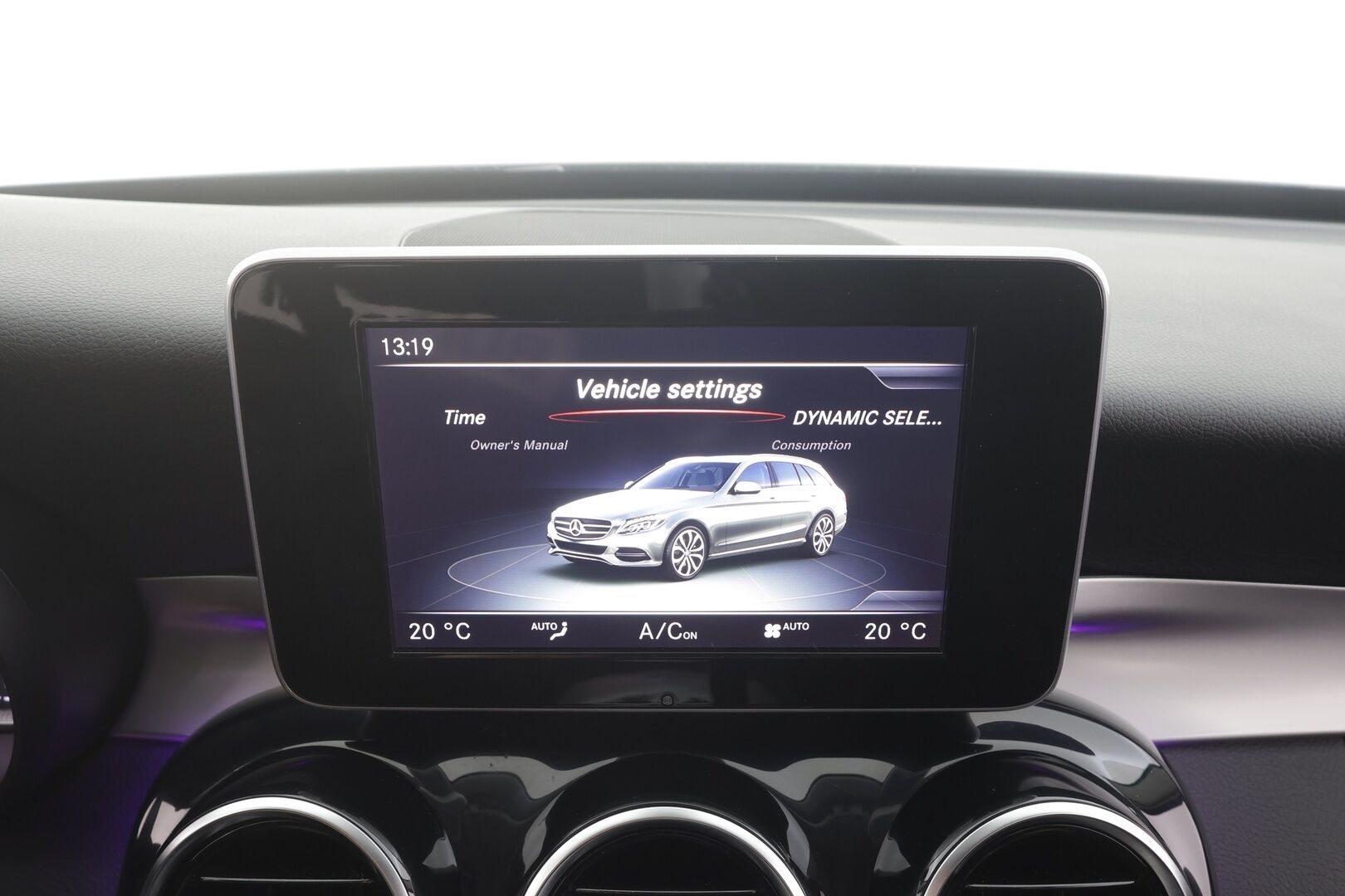 Mercedes-Benz C 2017 180 T A Premium Business - | ILS-LED | Sporttipenkit | Koukku | Vakkari | P.tutkat | Sähk. takaluukku | BT | Penkinlämmittimet | Dynamic select | 2x renkaat aluin | Suomiauto | 