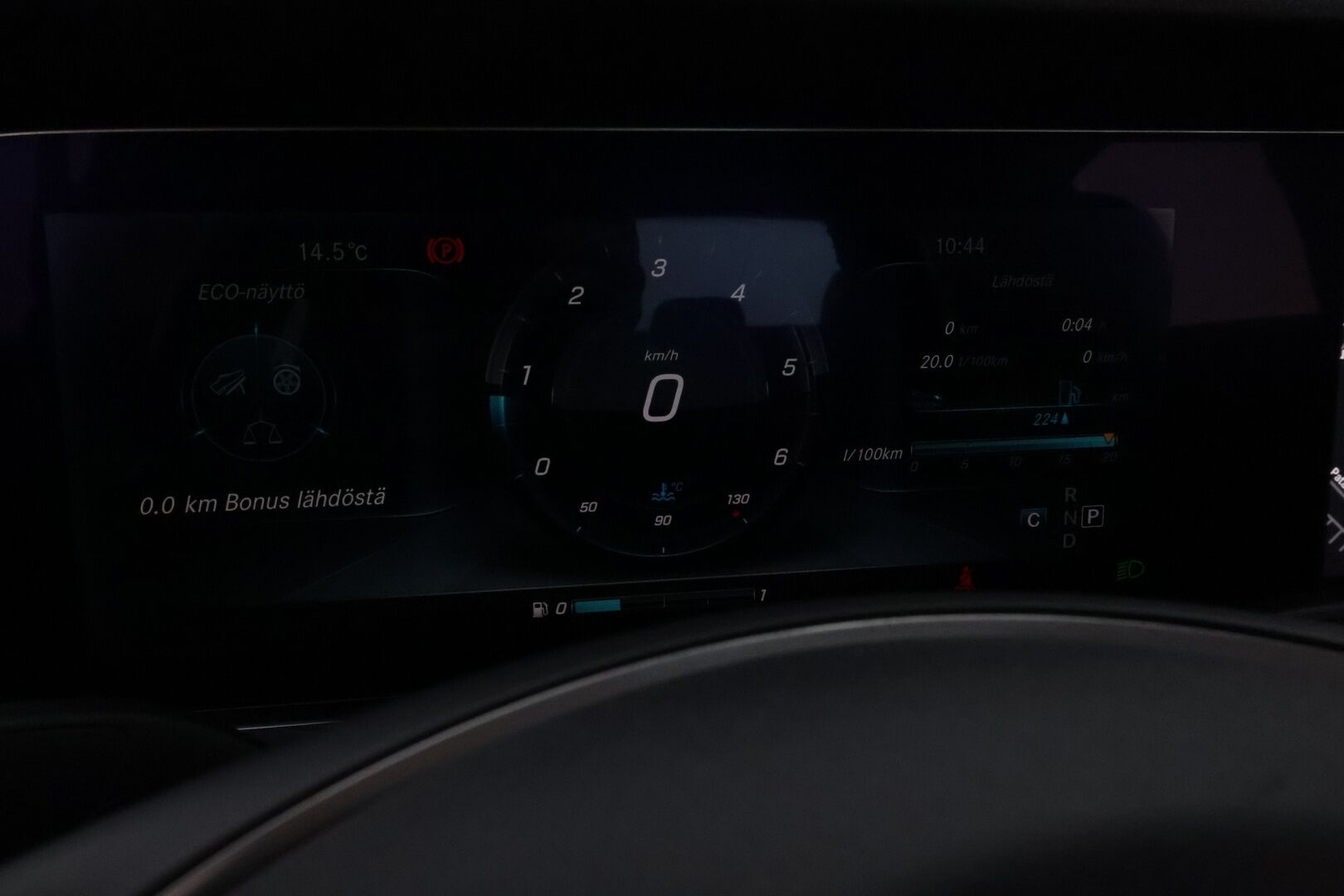 Mercedes-Benz E 2017 220 d 4Matic A Premium Business * Widescreen / Peruutuskamera / HUD / Puolinahkasisusta / Lohkolämmitin! - Tulossa Myyntiin!