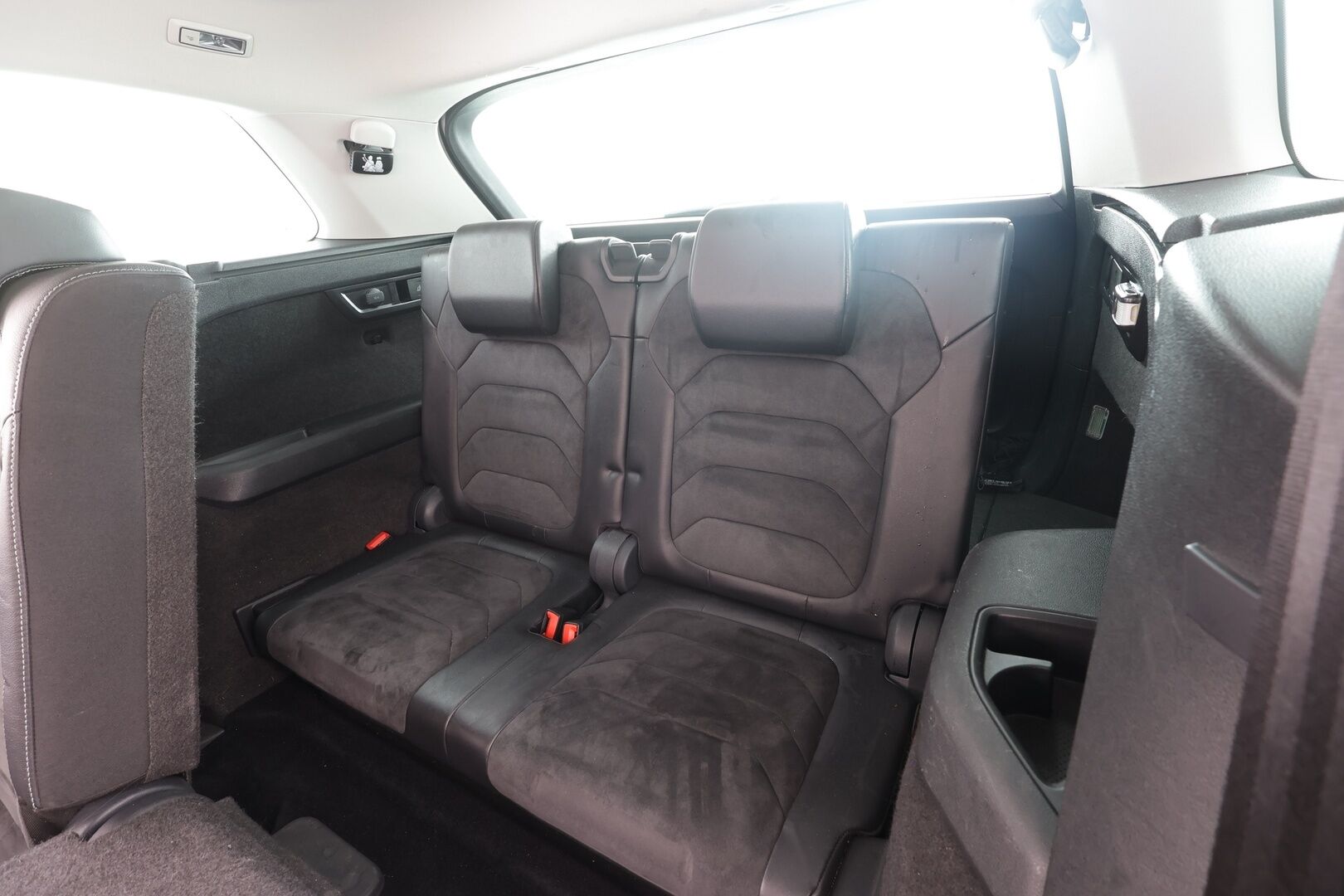 Skoda Kodiaq 2017 2,0 TSI 4x4 Style DSG Autom. - | 7-paikkainen | ACC | Koukku | Webasto | Canton | Muistipenkit | Nahka-alcantara | 360° kamera | LED | Akt. kaarrevalot | Keyless | 