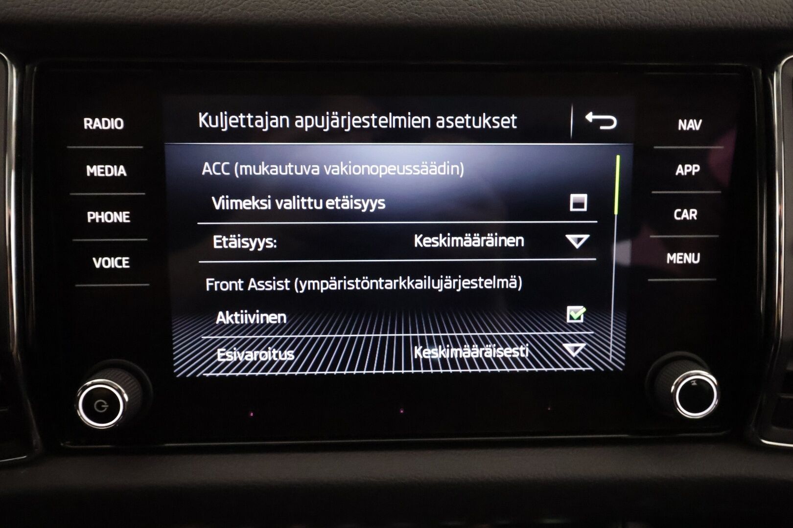 Skoda Kodiaq 2017 2,0 TSI 4x4 Style DSG Autom. - | 7-paikkainen | ACC | Koukku | Webasto | Canton | Muistipenkit | Nahka-alcantara | 360° kamera | LED | Akt. kaarrevalot | Keyless | 