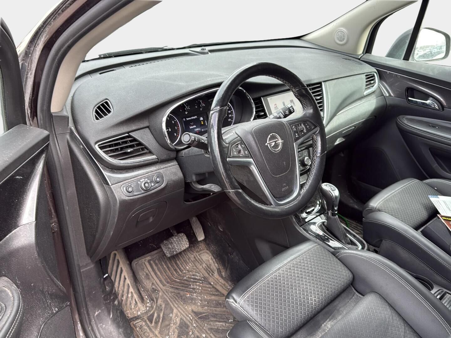 Opel Mokka 2017 X Innovation 1,4 Turbo ECOTEC 103kW AT6 * Suomiauto / Vetokoukku / Peruutuskamera / Puolinahkasisusta / Lohko&Sisäpistoke - Hyvät varusteet / 2x Hyvät renkaat / Juuri tullut! - HULLUT AVAJAISHULINAT KORKOTARJOUS 3,29 %