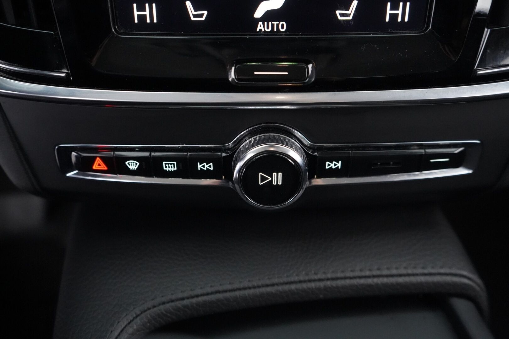 Volvo S90 2017 D3 Business * ACC / Webasto / Tutkat / Pilot assist /  Ratinlämmitin - Juuri saapunut harvinaisuus / Ei Ad-Blueta / Kahdet renkaat / Suomi-auto - HULLUT AVAJAISHULINAT KORKOTARJOUS 3,29 %