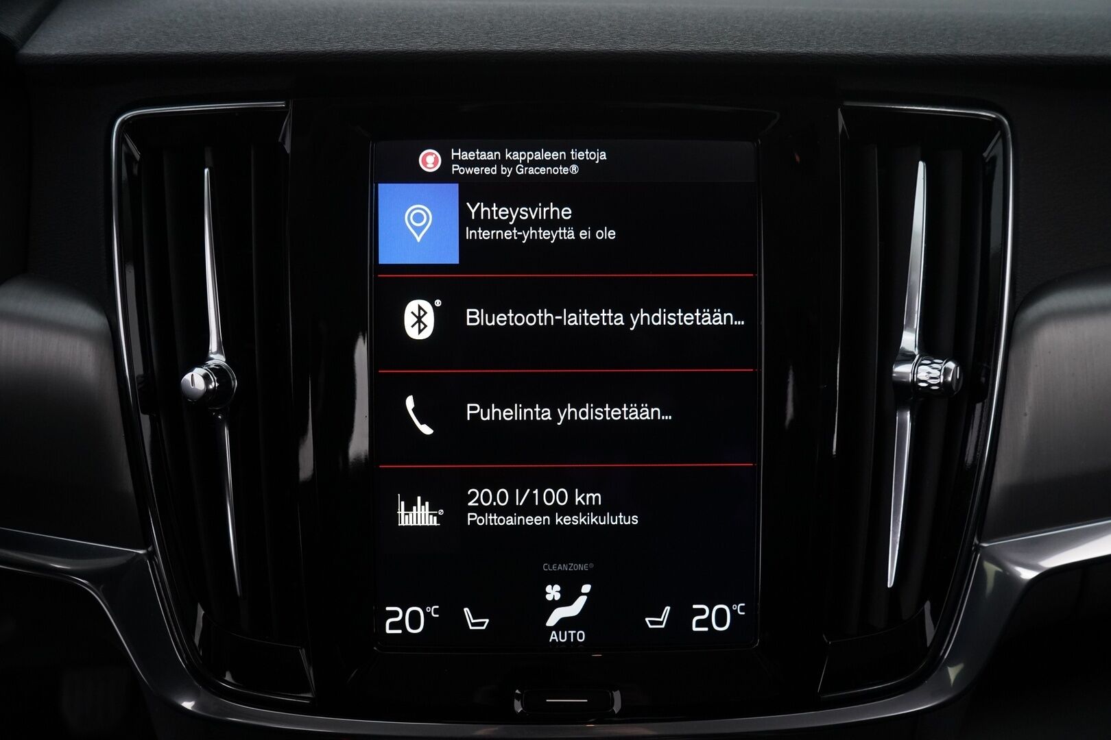 Volvo S90 2017 D3 Business * ACC / Webasto / Tutkat / Pilot assist /  Ratinlämmitin - Kahdet renkaat / Suomi-auto / Merkkihuollettu 