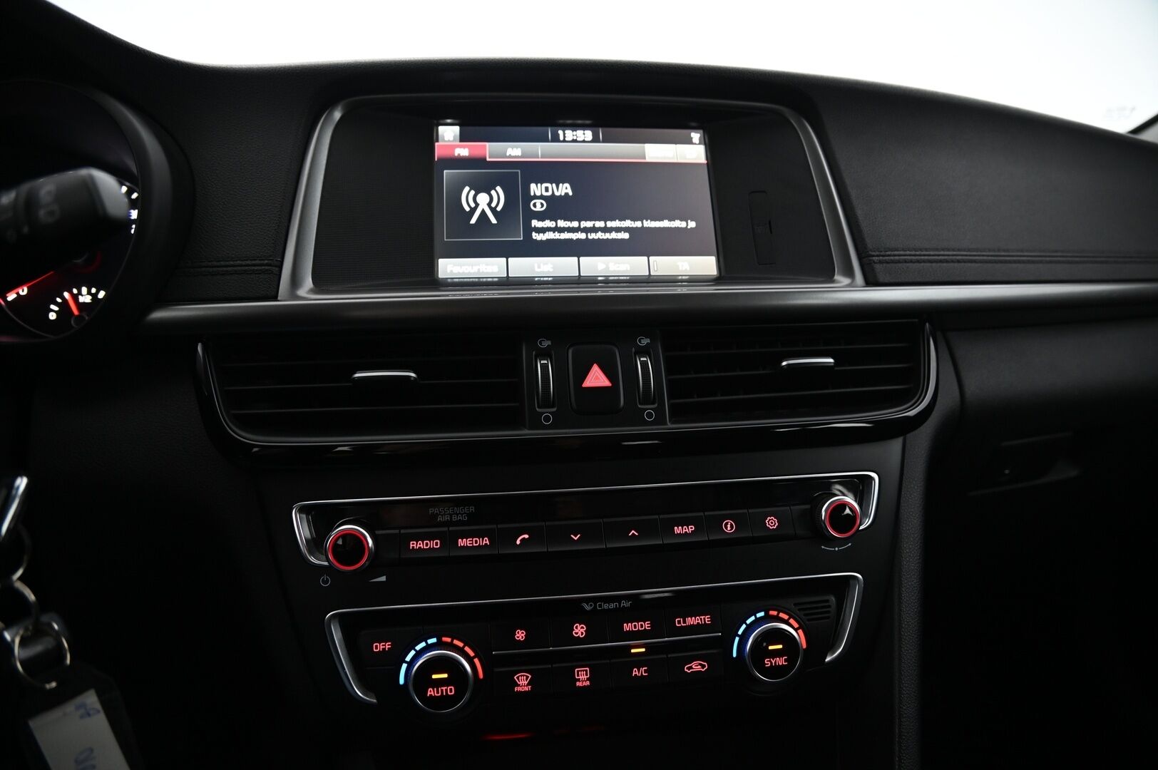 Kia Optima 2017 1,7 CRDi ISG LX SW *Vakkari /P.Kamera / Lohko+sisä / Navi / Ratinlämmitin / Siisti*