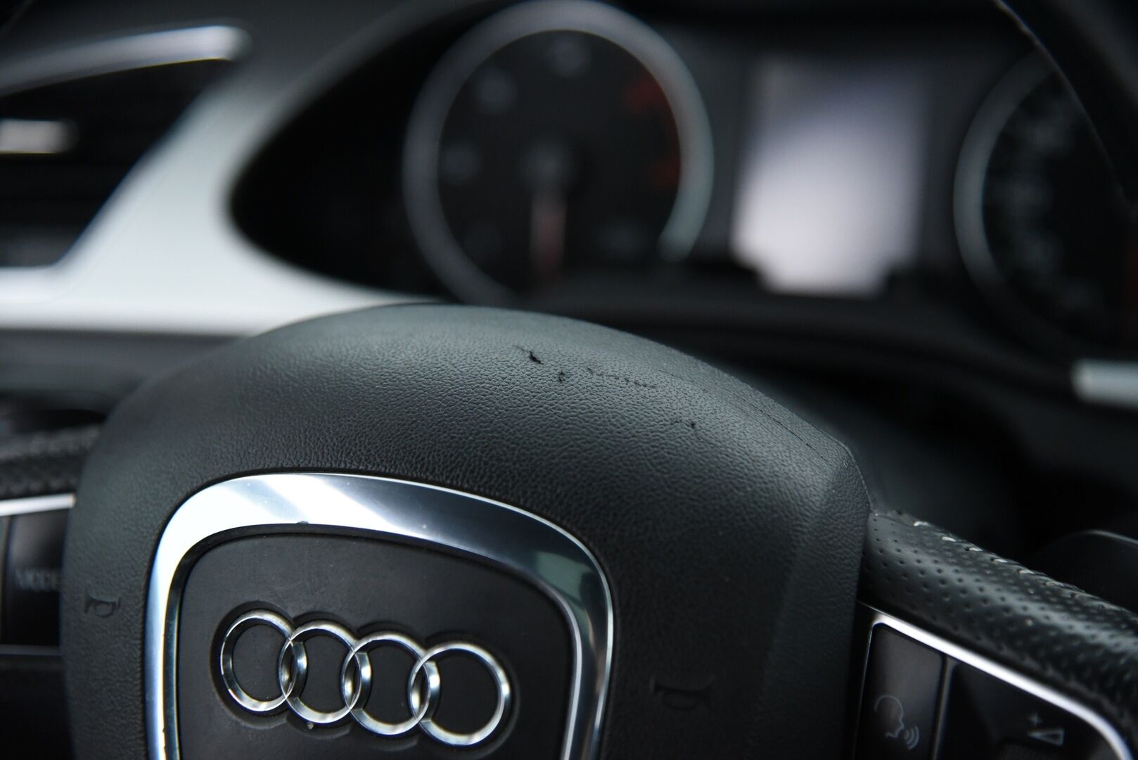 Audi A4 2008 Avant 3,0 TDI (DPF) quattro tiptronic Business S-line / Myydään huutokaupat.com:issa! - Myydään vain huutokaupat.comissa