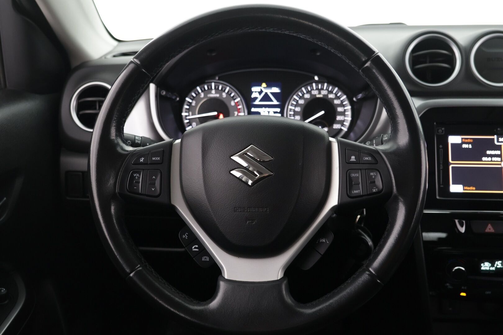 Suzuki Vitara 2020 1,4 BOOSTERJET 2WD GL+ 6MT HYBRID - | Adaptiivinen vakionopeudensäädin | 1-omisteinen | Suomi-Auto | Kaista-avustin | Katveavustin | 