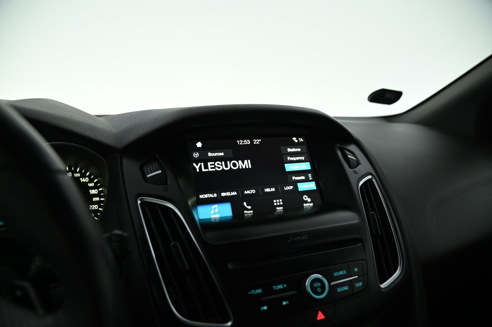 Ford Focus 2017 1,5 TDCi 120 hv Start/stop PowerShift ST-Line 5-ov. *Webasto / Suomi-auto / Tuulilasin lämmitys / Iso näyttö* - Jakohihna juuri vaihdettu / Sporttinen, taloudellinen ja loistava ajaa! / Polttoainekäyttöisellä lisälämmittimellä!