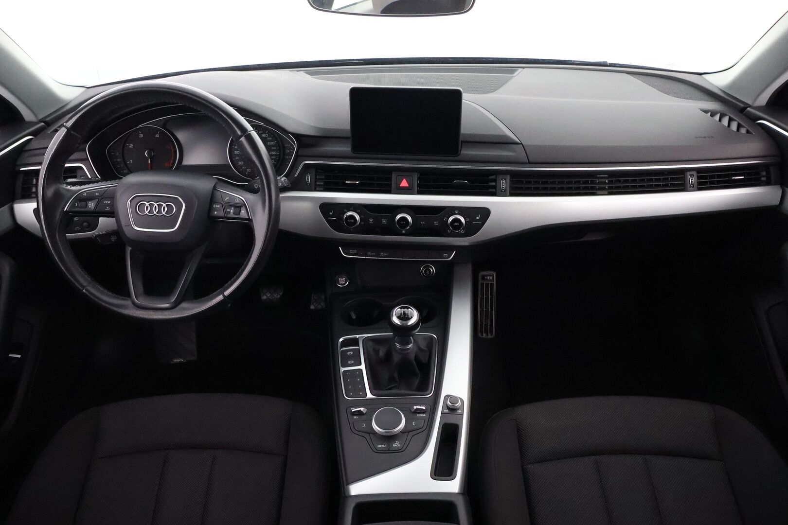 Audi A4 2017 Avant Business 2,0 TDI 110 kW *MYYDÄÄN HUUTOKAUPAT.COM*