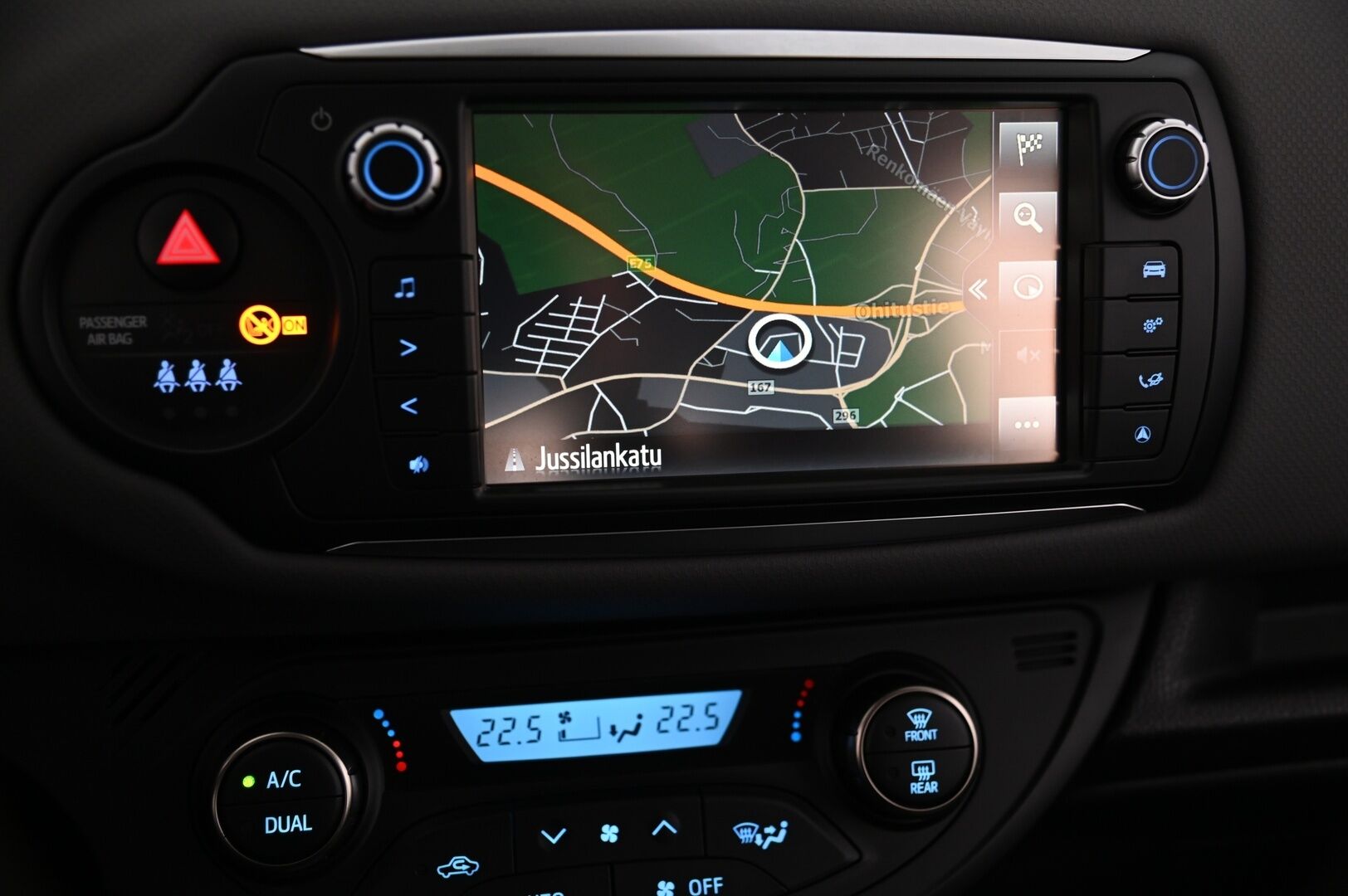 Toyota Yaris 2017 1,5 Hybrid Active Edition 5ov *1om / Suomiauto / Lohko / P*kamera* - *Merkkihuollettu / 2X renkaat*