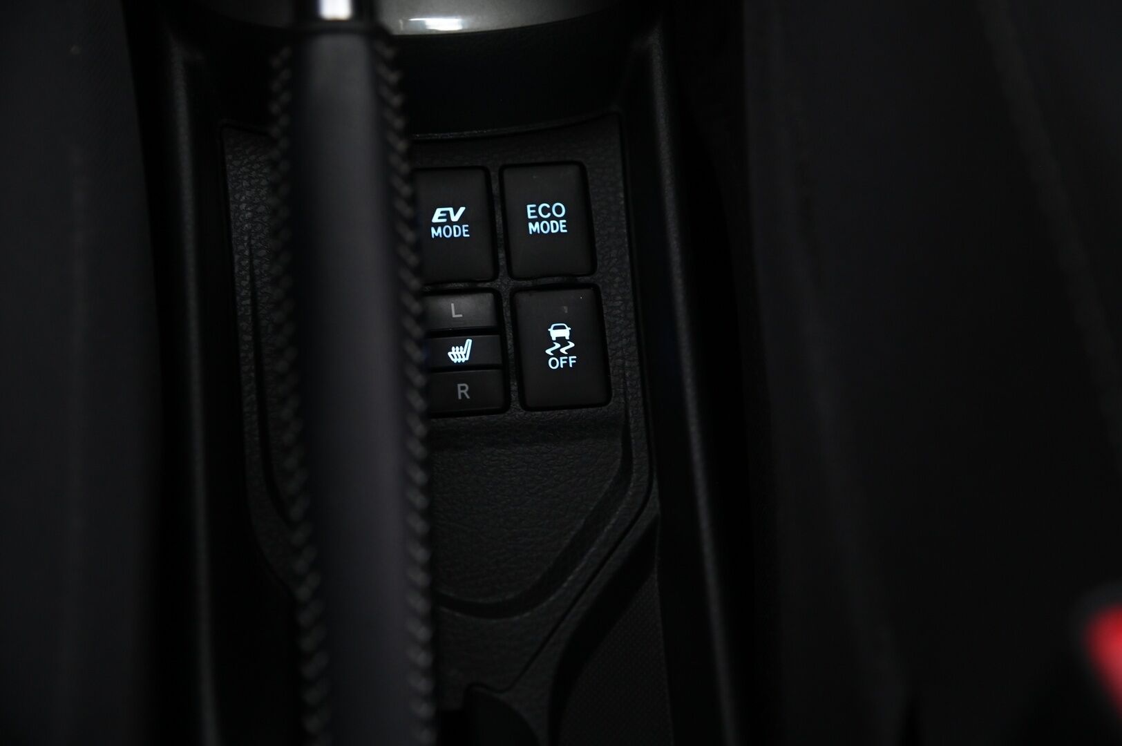 Toyota Yaris 2017 1,5 Hybrid Active Edition 5ov *1om / Suomiauto / Lohko / P*kamera* - *Merkkihuollettu / 2X renkaat*