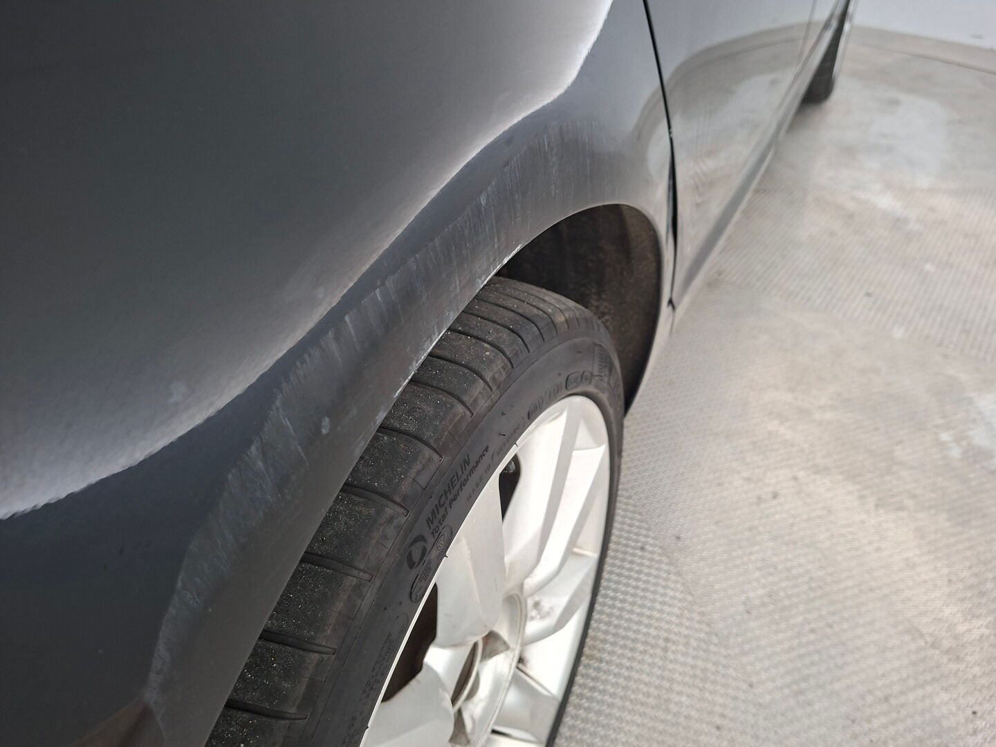 Audi A6 2007 - YritysOutlet - Myydään vain yrityksille - – Tämä auto myydään YritysOutlet -valikoimasta vain yritykselle