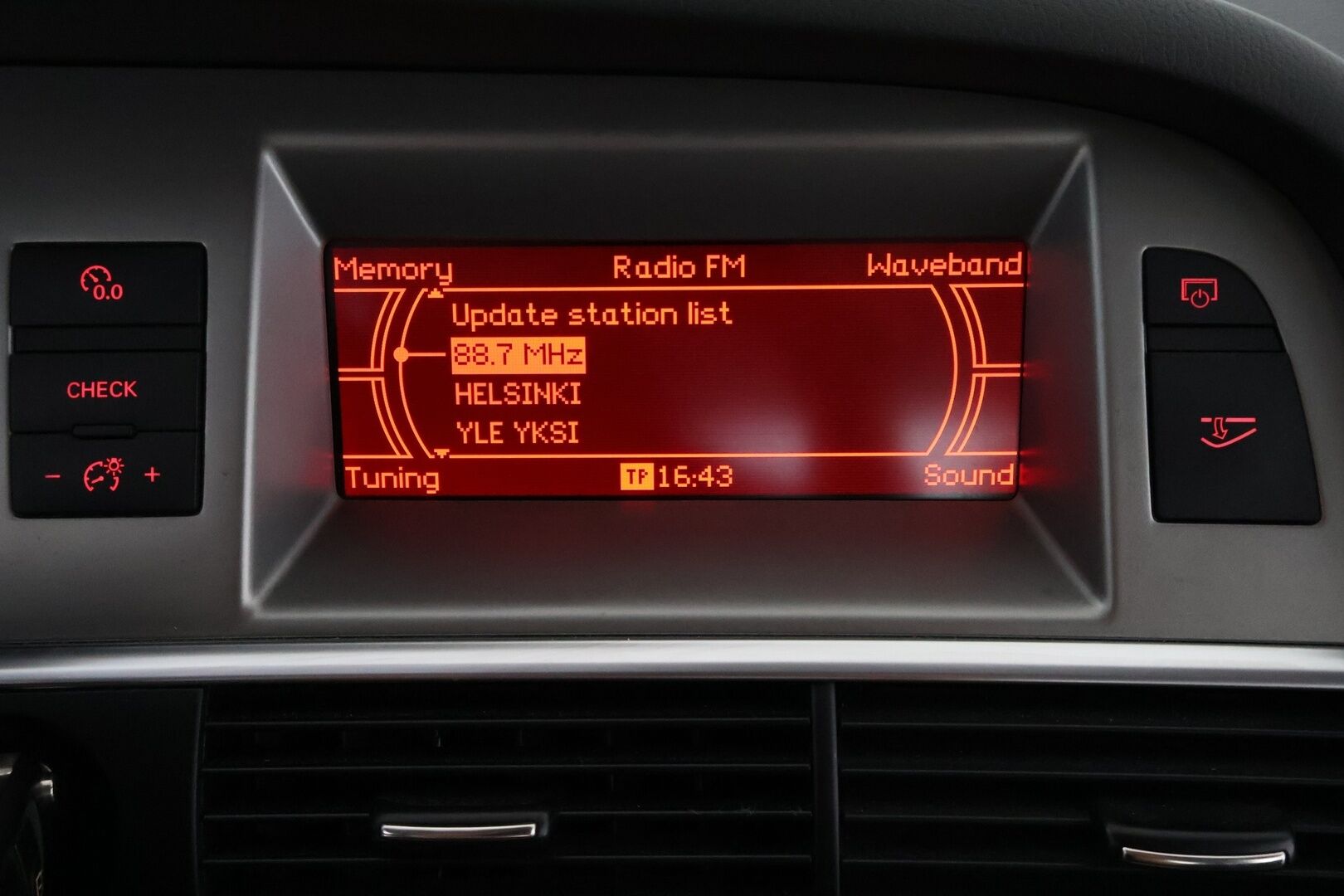 Audi A6 2007 - YritysOutlet - Myydään vain yrityksille - – Tämä auto myydään YritysOutlet -valikoimasta vain yritykselle