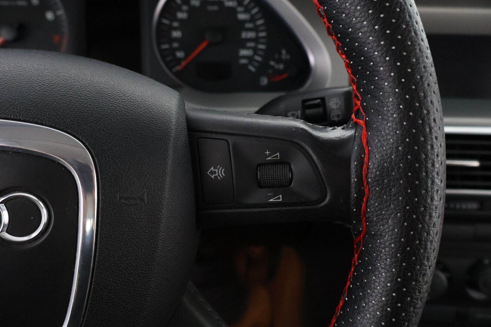 Audi A6 2007 - YritysOutlet - Myydään vain yrityksille - – Tämä auto myydään YritysOutlet -valikoimasta vain yritykselle