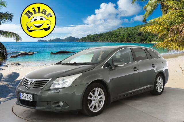 Toyota Avensis 2011