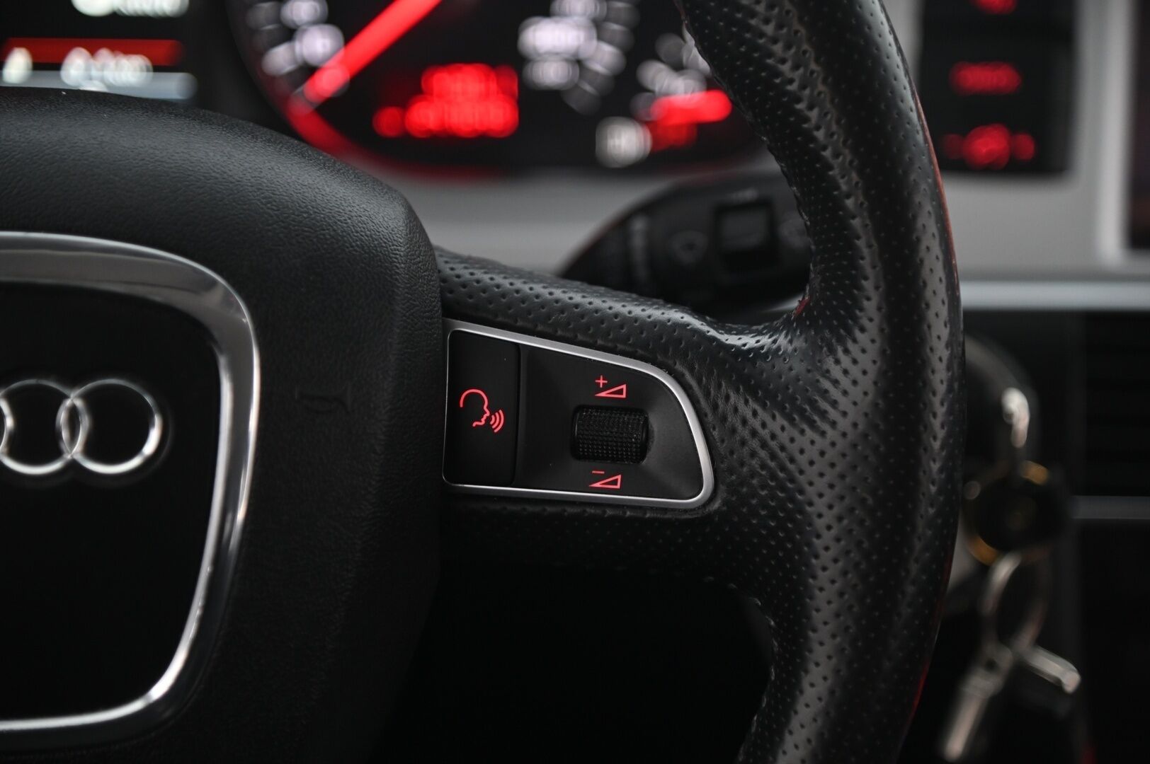 Audi A6 2011 Sedan S line Business 2,0 TFSI multitronic*Myydään Huutokaupat.com* - **MYYDÄÄN HUUTOKAUPAT.COM**