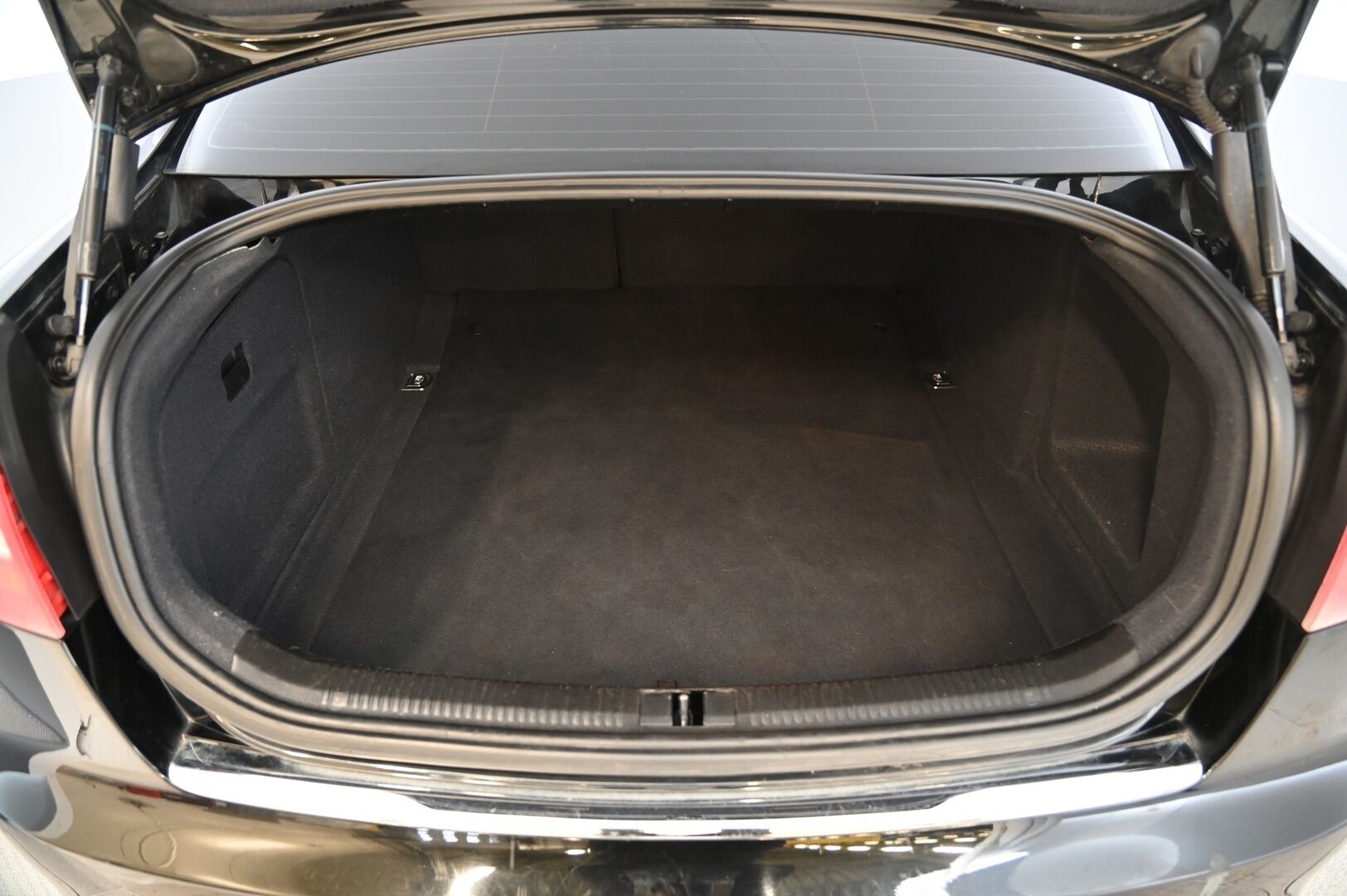 Audi A6 2011 Sedan S line Business 2,0 TFSI multitronic*Myydään Huutokaupat.com* - **MYYDÄÄN HUUTOKAUPAT.COM**