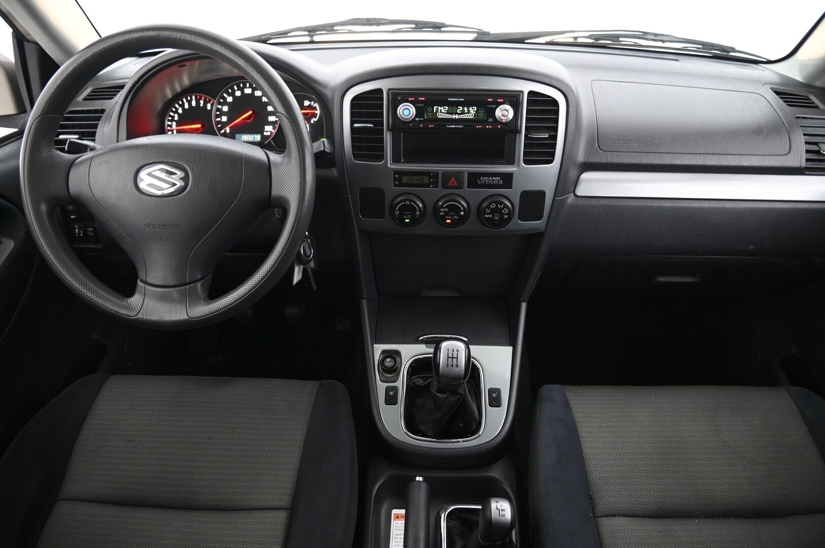 Suzuki Vitara 2005 3D GRAND VITARA STW 1.6 *YritysOutlet - Myydään vain yrityksille* - - YritysOutlet - Myydään vain yrityksille