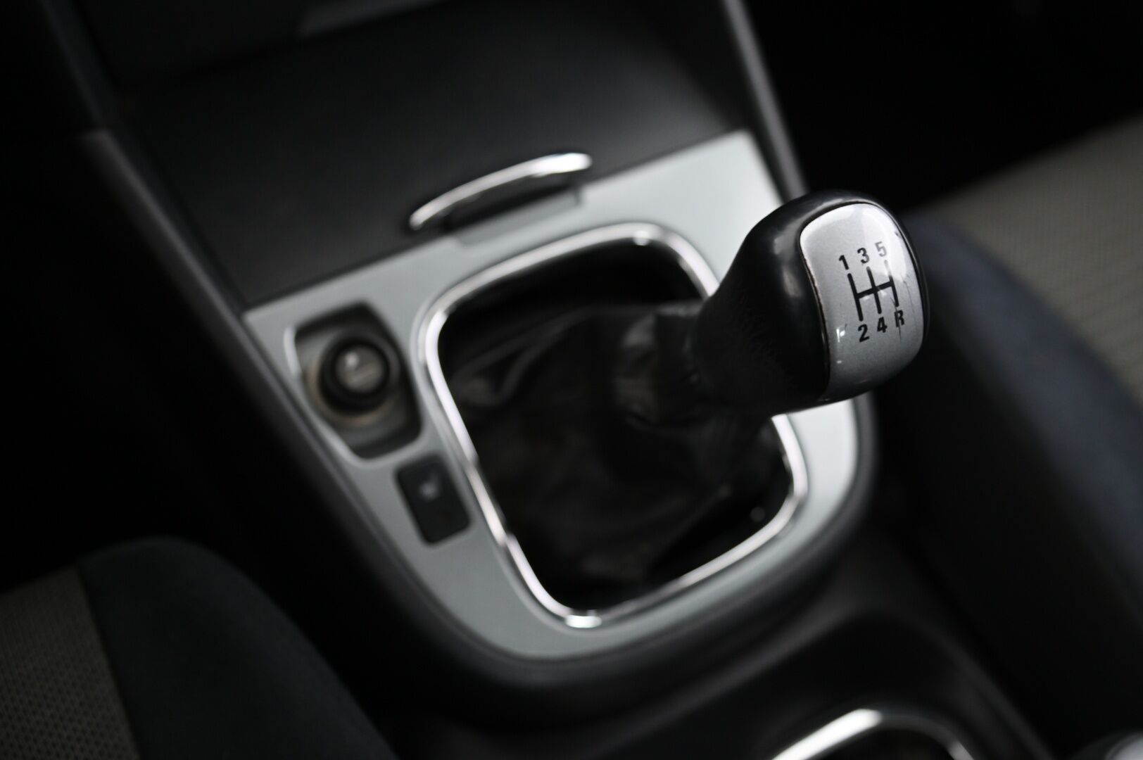 Suzuki Vitara 2005 3D GRAND VITARA STW 1.6 *YritysOutlet - Myydään vain yrityksille* - - YritysOutlet - Myydään vain yrityksille