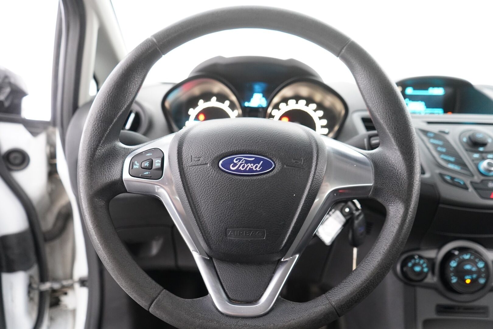 Ford Fiesta Van 2014 1.25 82hv Trend *Myydään huutokaupat.com sivulla*