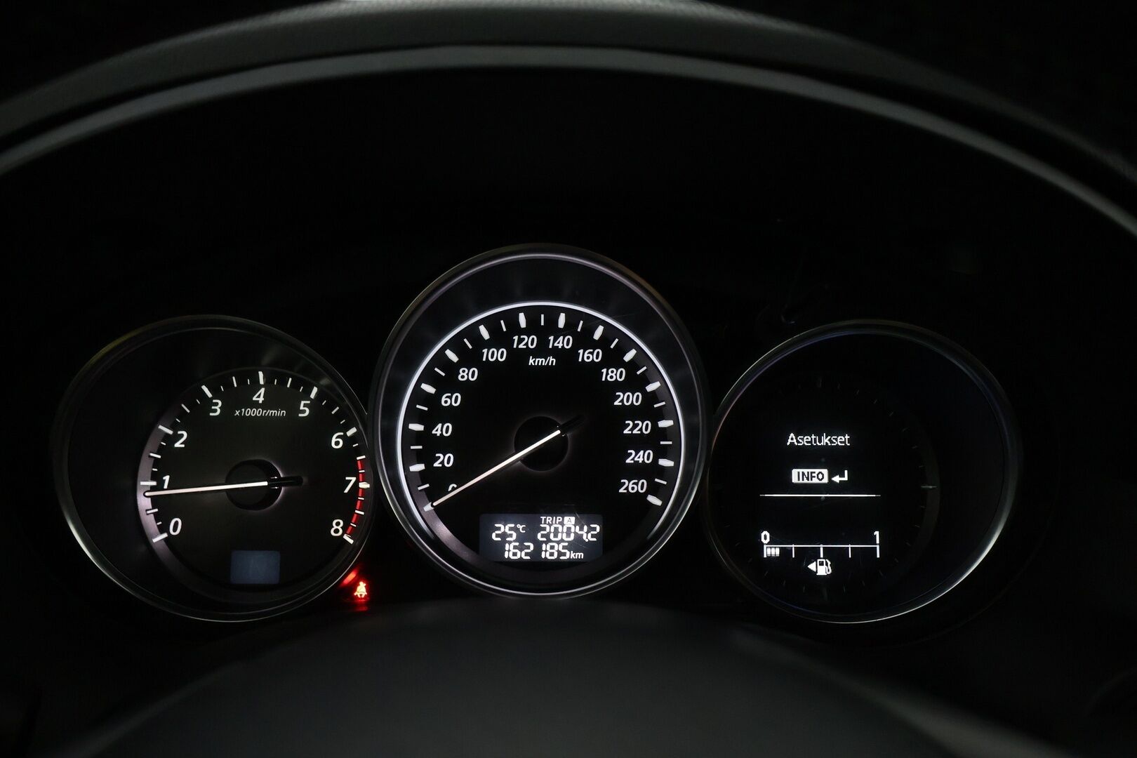 Mazda CX-5 2012 2,0 SKYACTIV-G Dynamic 6MT 5d Q02 - Irroitettava vetokoukku / Lohko+sis. / Vakkari / 2x Renkaat&Vanteet!