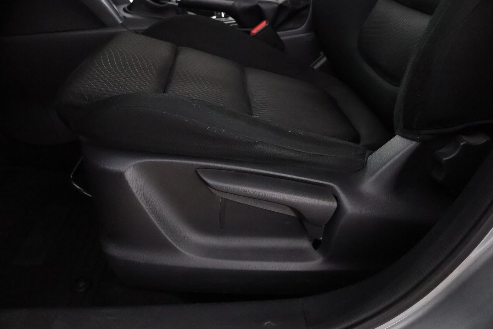 Mazda CX-5 2012 2,0 SKYACTIV-G Dynamic 6MT 5d Q02 - Irroitettava vetokoukku / Lohko+sis. / Vakkari / 2x Renkaat&Vanteet!