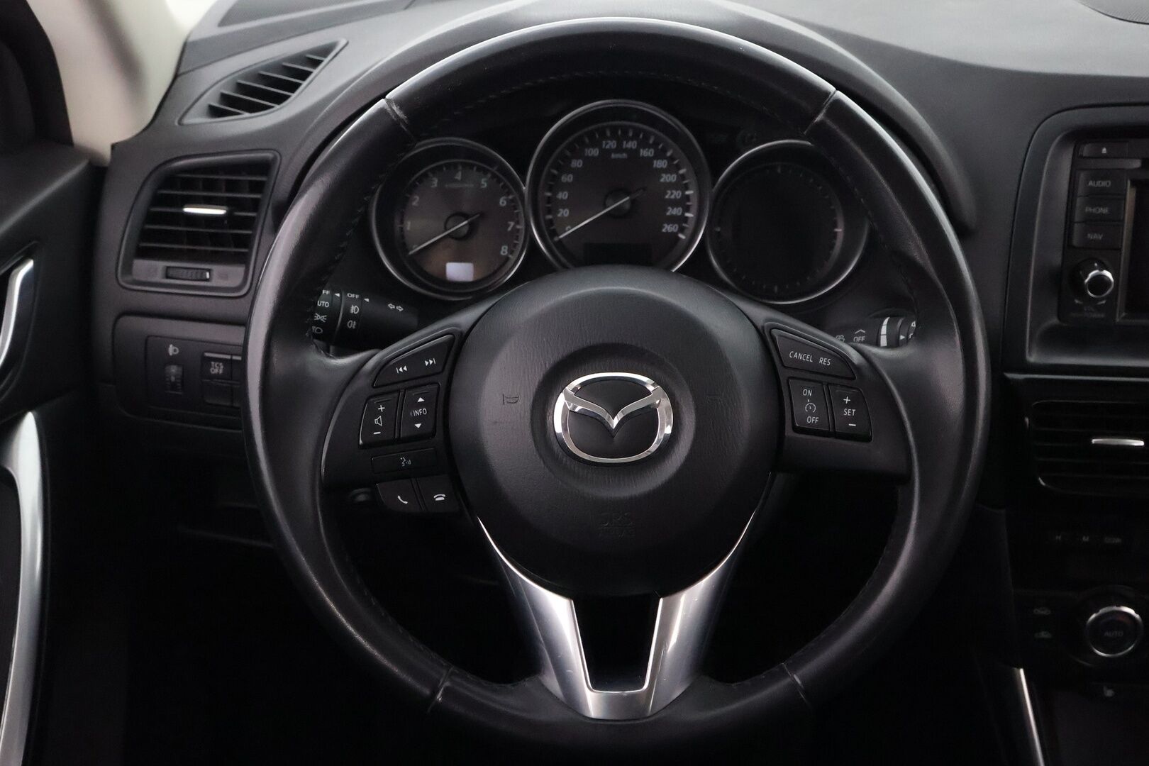 Mazda CX-5 2012 2,0 SKYACTIV-G Dynamic 6MT 5d Q02 - Irroitettava vetokoukku / Lohko+sis. / Vakkari / 2x Renkaat&Vanteet!