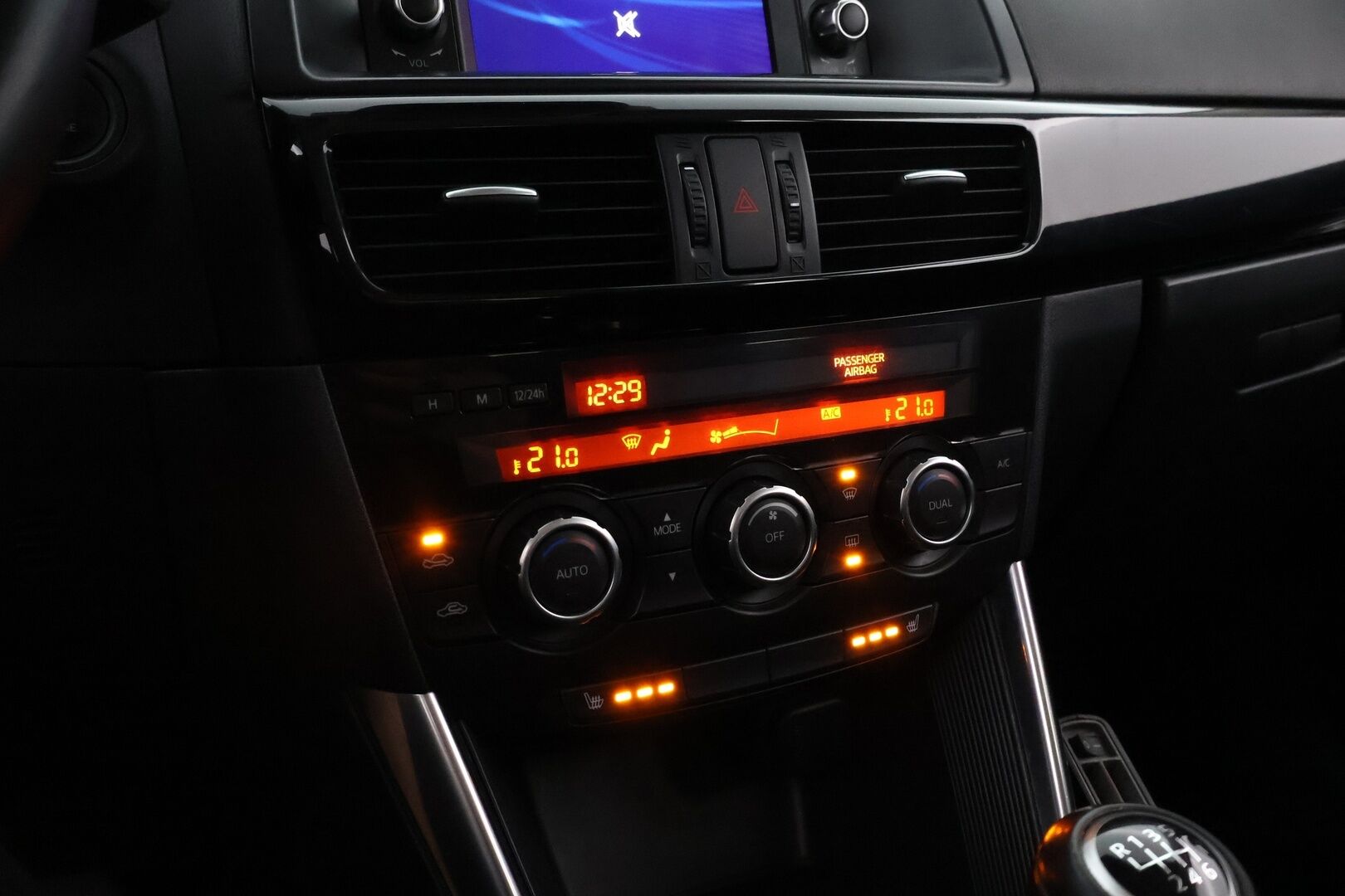 Mazda CX-5 2012 2,0 SKYACTIV-G Dynamic 6MT 5d Q02 - Irroitettava vetokoukku / Lohko+sis. / Vakkari / 2x Renkaat&Vanteet!