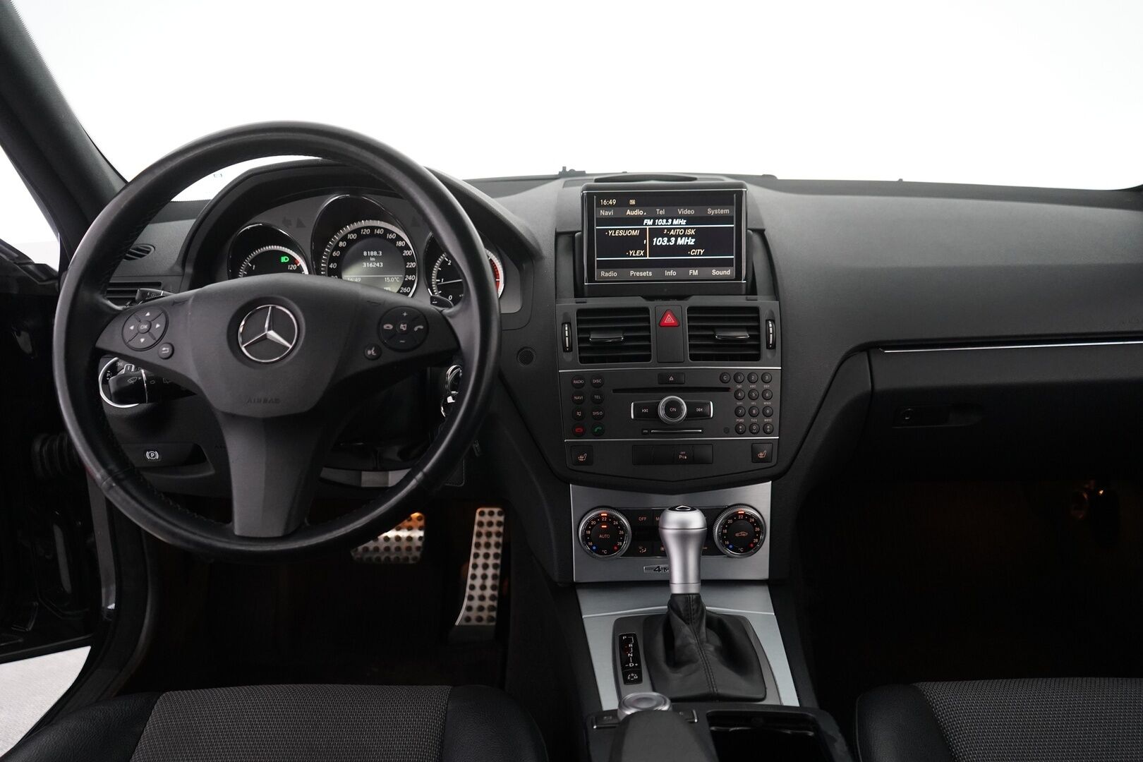 Mercedes-Benz C 2011 250 CDI BE T 4Matic A Premium Business *Harman & Kardon / Koukku / Puolinahka / Kattoluukku / Vakkari / Navi* - Juuri huollettu / Juuri katsastettu / Todella särmä huoltohistoria / Kahdet renkaat alumiinivantein - HULLU BLACKWEEK KORKOTARJOUS 2,49%