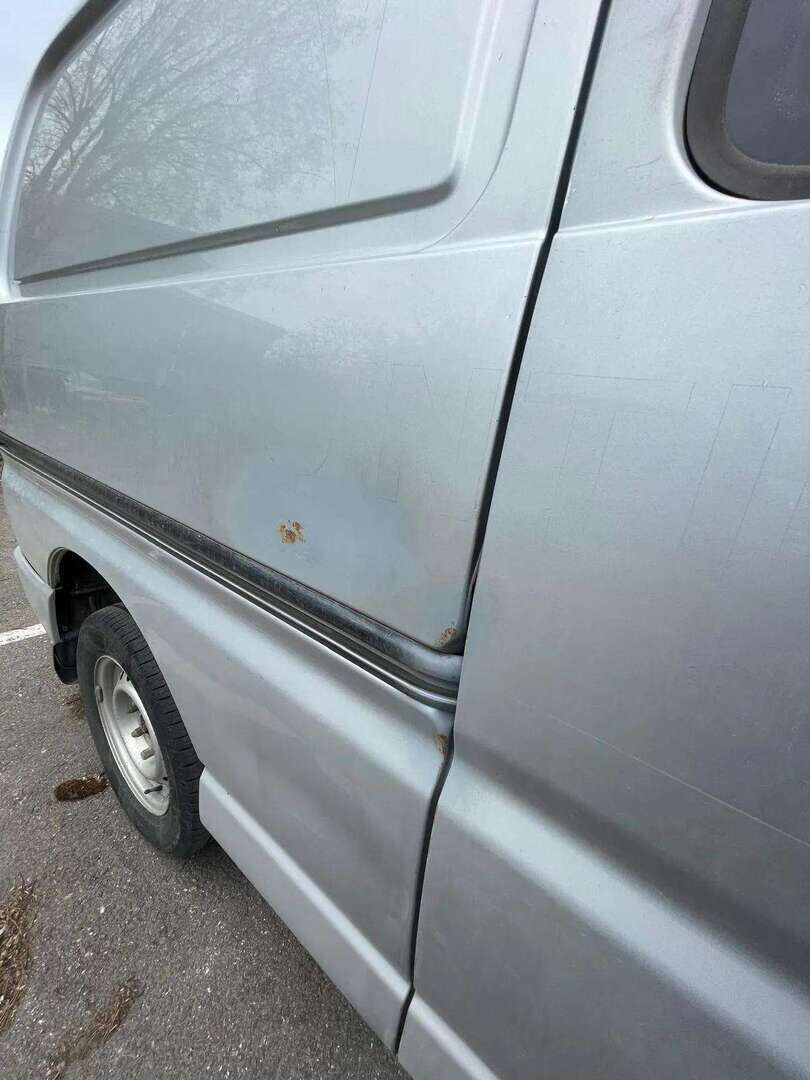 Toyota Hiace 2006 2,5 D-4D 90 4ov - | YritysOutlet - Myydään vain yrityksille | Hyvin huollettu | Halpa hinta |
