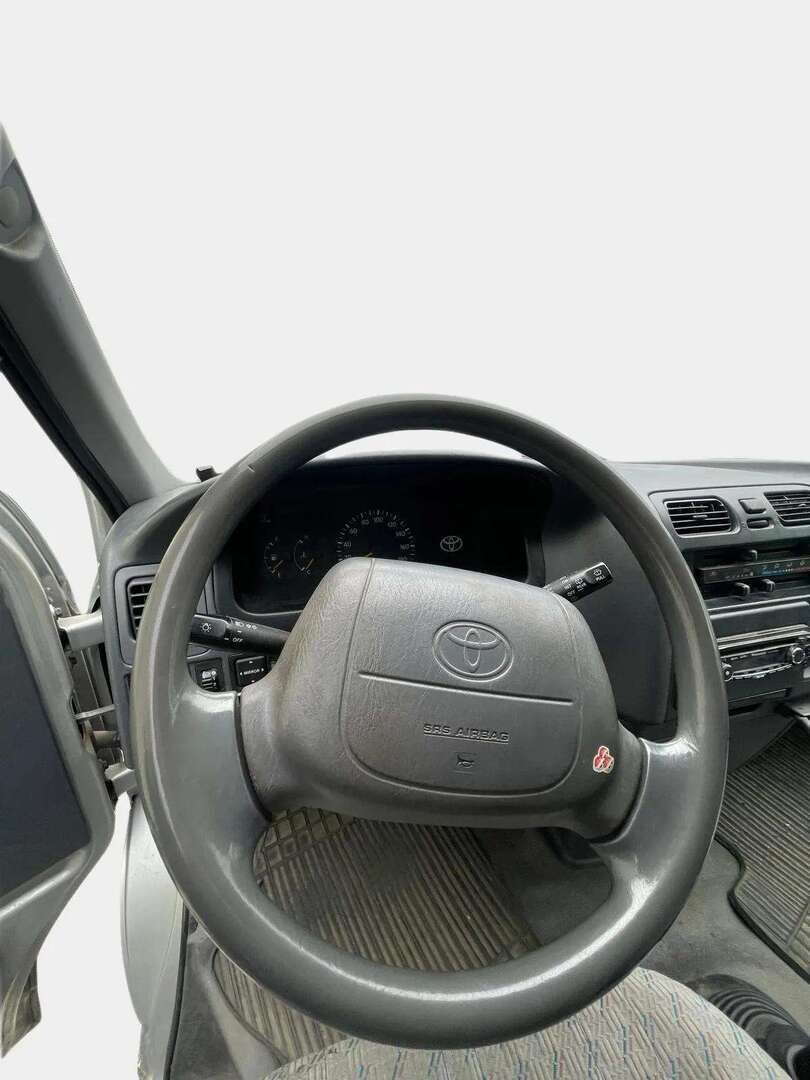 Toyota Hiace 2006 2,5 D-4D 90 4ov - | YritysOutlet - Myydään vain yrityksille | Hyvin huollettu | Halpa hinta |