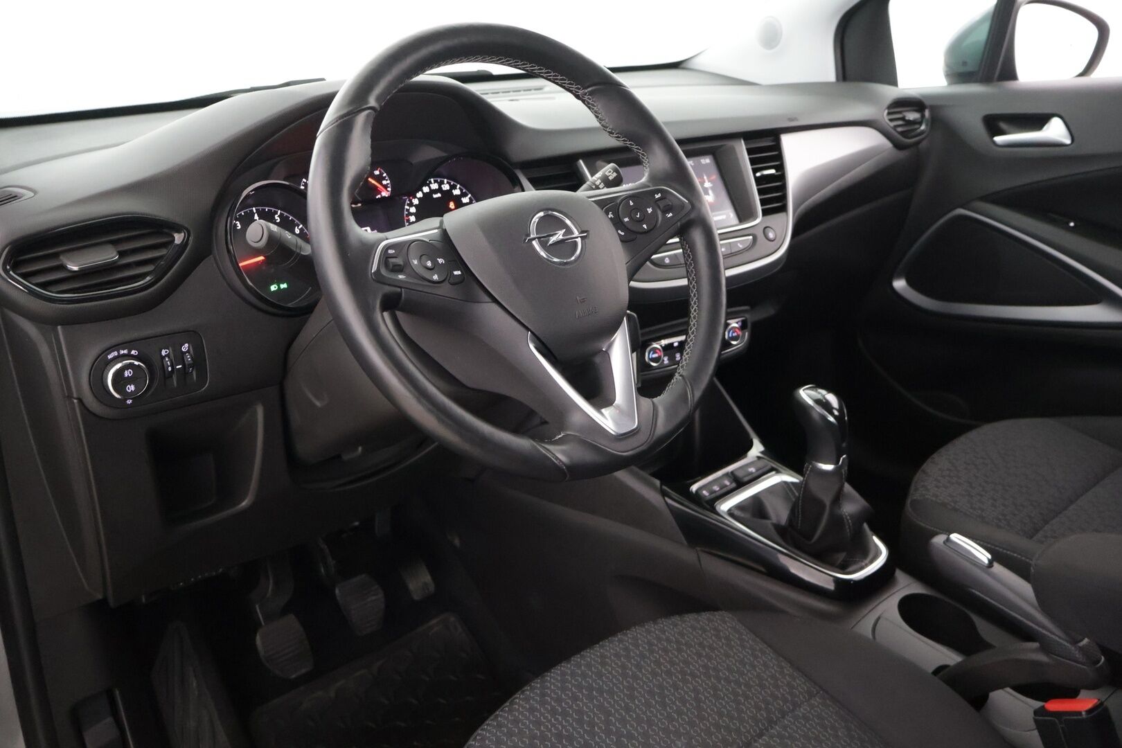 Opel Crossland X 2018 Enjoy 1,2 60 kW MT5 - *Suomi-auto / P-kamera / tutkat edessä ja takana / vakionopeudensäädin / ratin lämmitin / 2x renkaat*