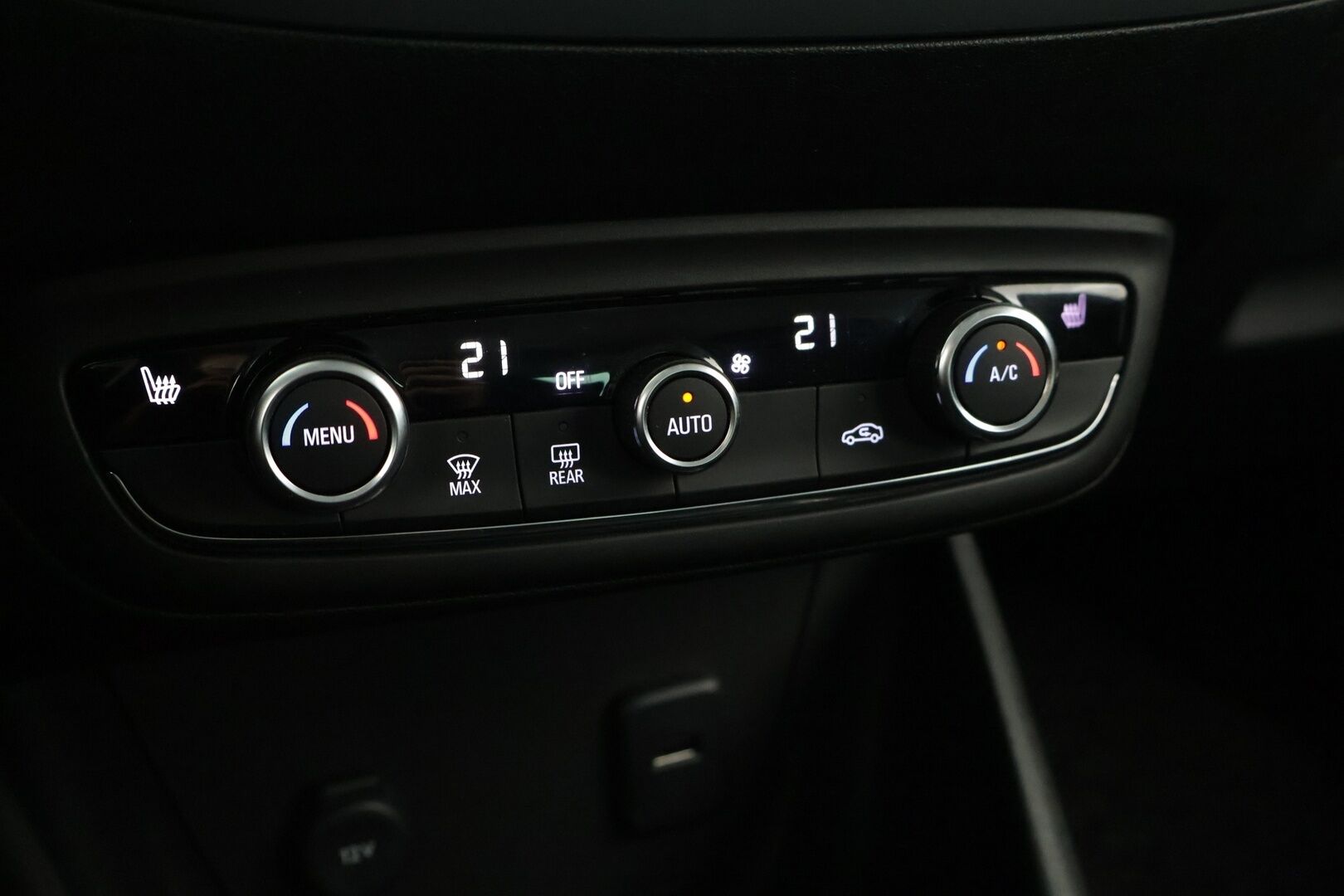 Opel Crossland X 2018 Enjoy 1,2 60 kW MT5 - *Suomi-auto / P-kamera / tutkat edessä ja takana / vakionopeudensäädin / ratin lämmitin / 2x renkaat*