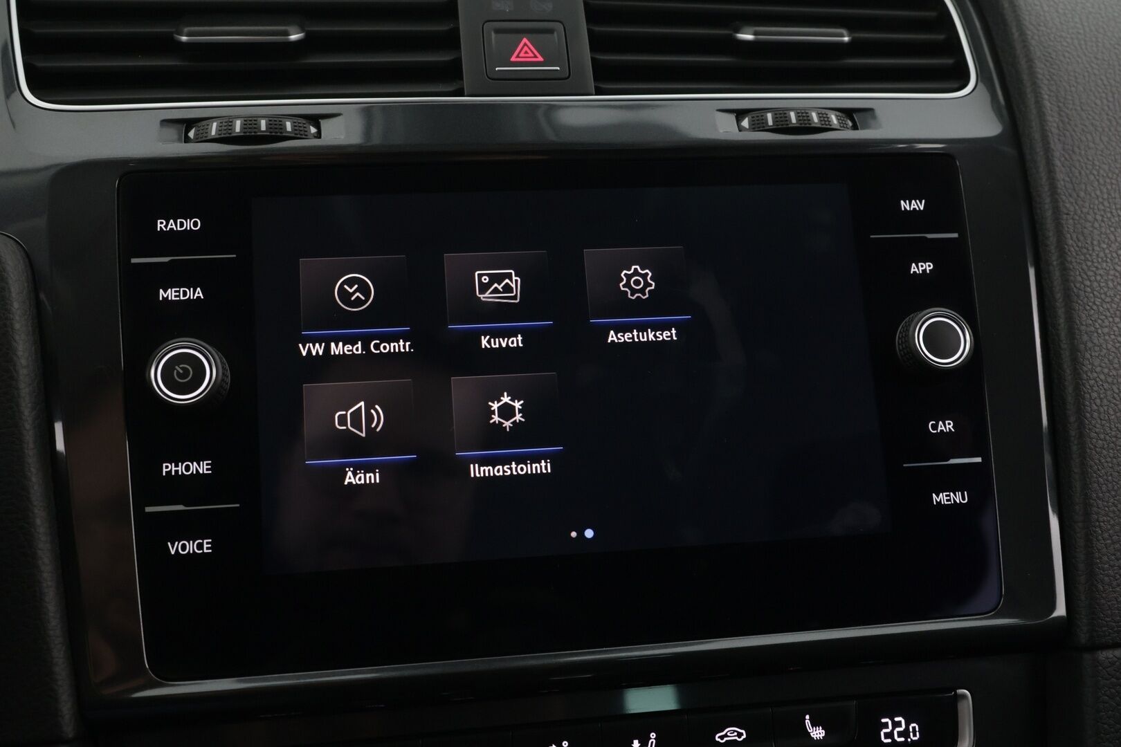 Volkswagen Golf 2018 Variant Alltrack 1,8 TSI 132 kW (180 hv) 4MOTION DSG-automaatti / Webasto / Koukku / Digimittaristo / P.Kamera / ACC - Juuri huollettu / Kahdet renkaat / Neliveto / 2x Avain