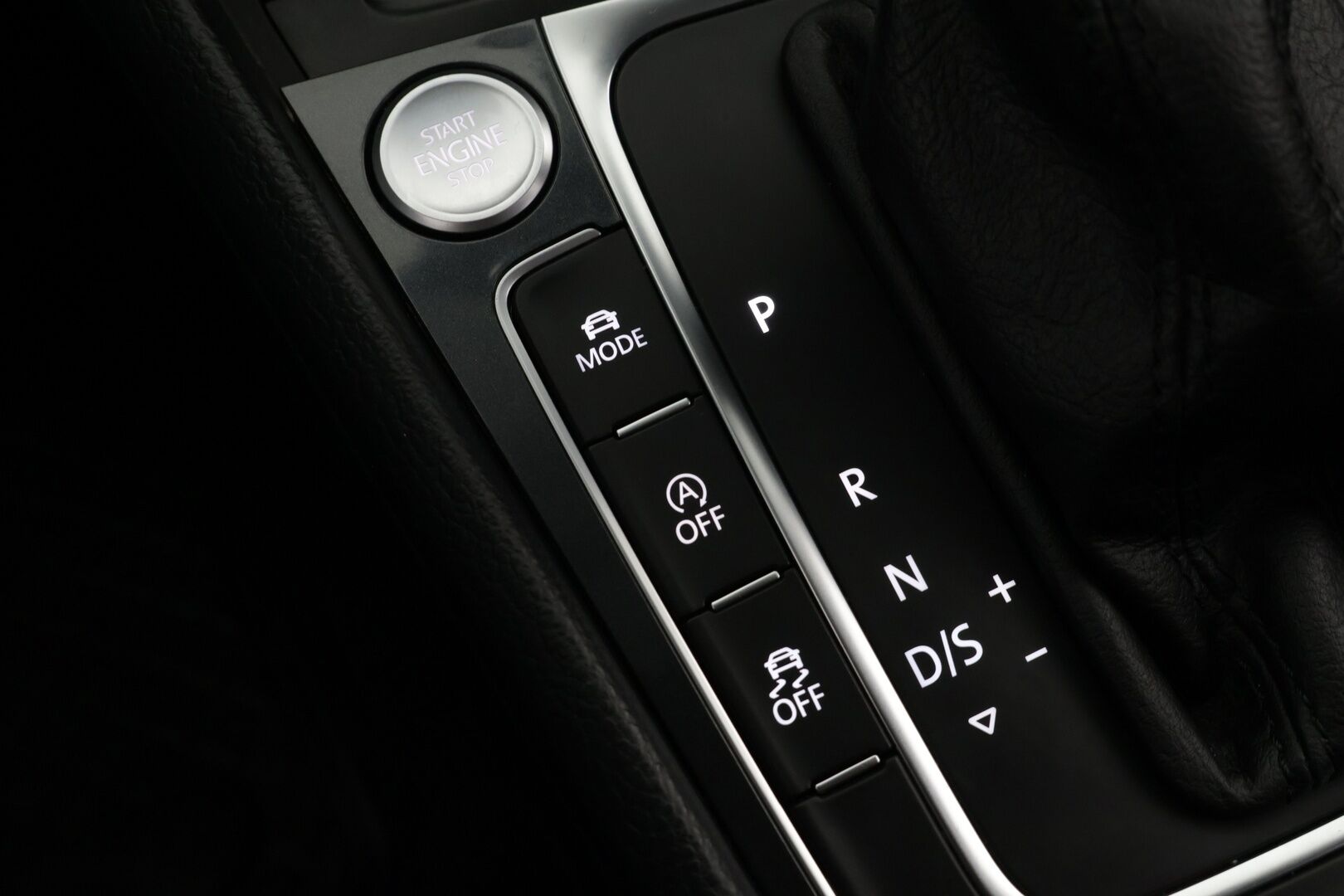 Volkswagen Golf 2018 Variant Alltrack 1,8 TSI 132 kW (180 hv) 4MOTION DSG-automaatti / Webasto / Koukku / Digimittaristo / P.Kamera / ACC - Juuri huollettu / Kahdet renkaat / Neliveto / 2x Avain