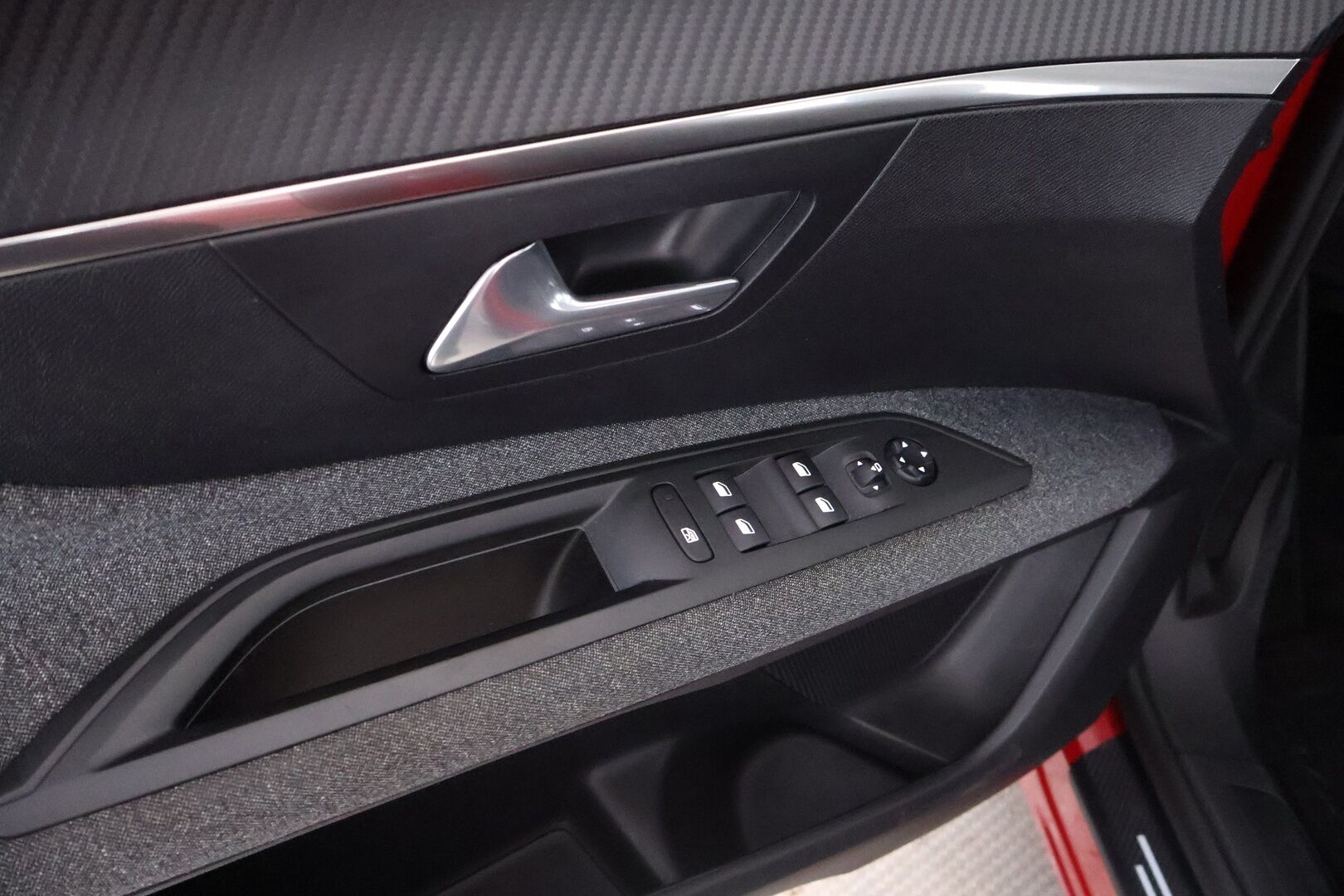 Peugeot 3008 2017 Active PureTech 130 - Suomiauto / Lohko & Sisäpistoke / Digimittari / Vakkari / Kaistavahti / Jakopää juuri tehty!