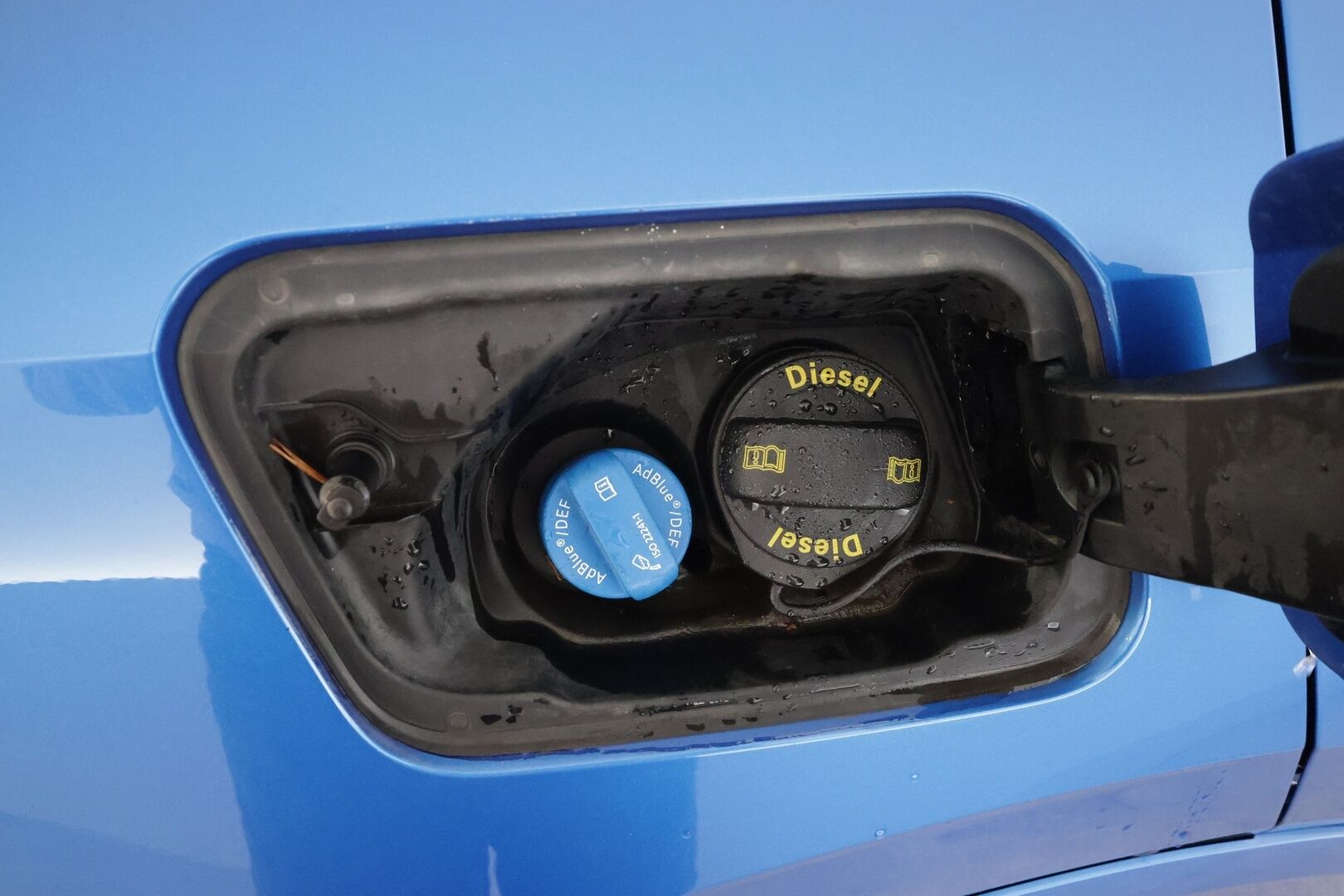 Audi Q2 2018 Business Sport Plus Edition 2,0 TDI 140 kW quattro S tronic * ACC / LED / P.tutka / Lohkolämmitin * - Koukku / Keyless / Suomi-auto / Kahdet renkaat