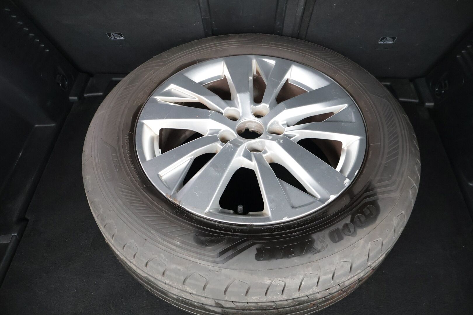 Peugeot 3008 2017 Active PureTech 130 **YritysOutlet - Myydään vain yrityksille *