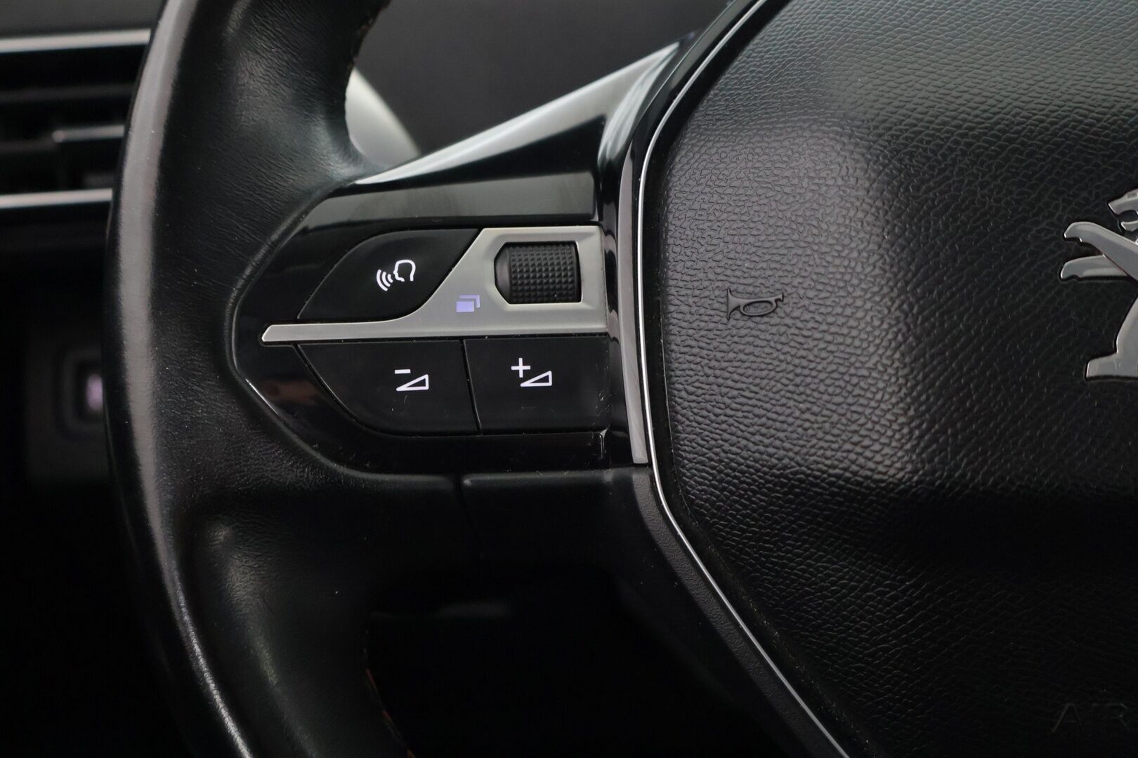 Peugeot 3008 2017 Active PureTech 130 **YritysOutlet - Myydään vain yrityksille *