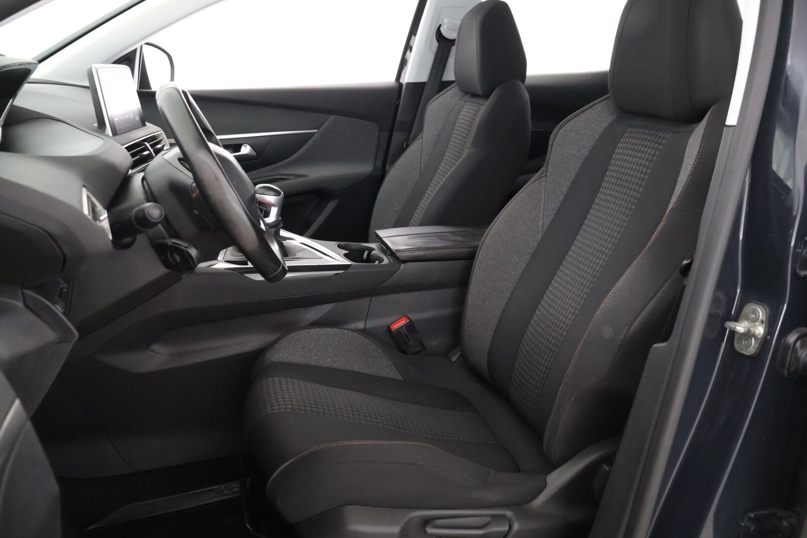 Peugeot 3008 2017 Active PureTech 130 **YritysOutlet - Myydään vain yrityksille *