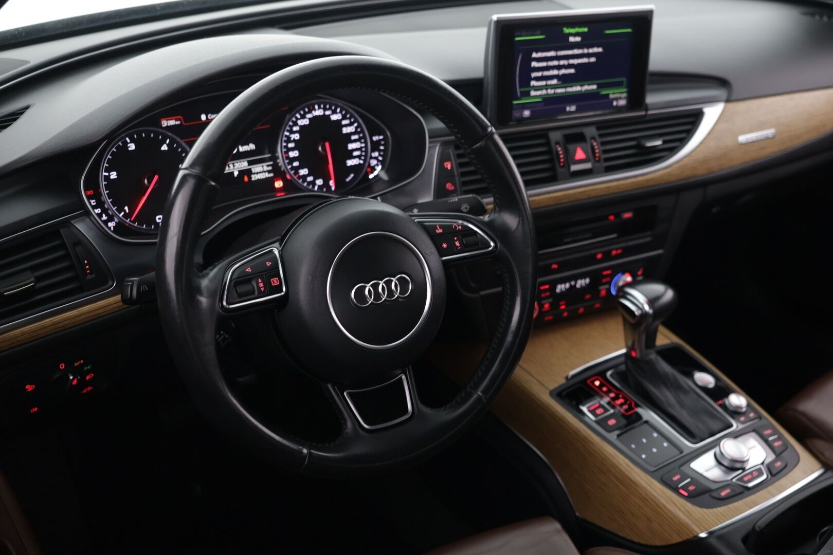 Audi A6 2014 Sedan 3,0 V6 TDI 150 kW quattro S tronic Start-Stop - S-Line / Sporttipenkit sähköllä / Ilma-alusta / Nahkasisusta / Adapt. Vakkari / BOSE / P.Kamera / Webasto