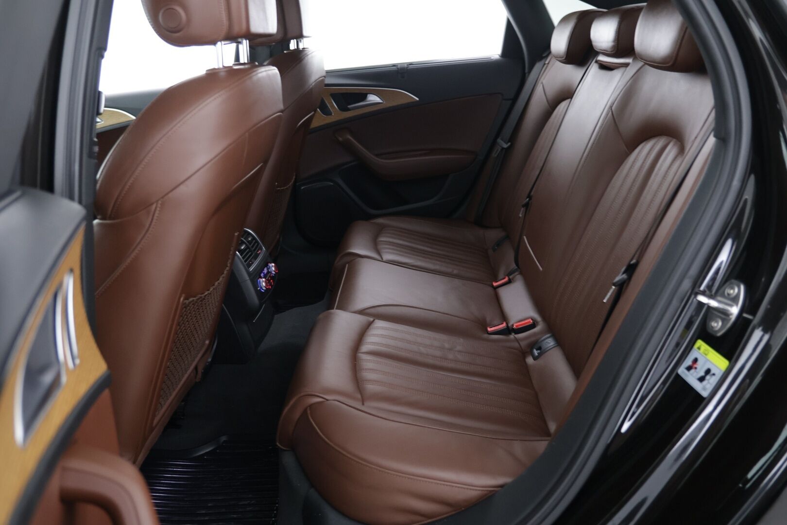 Audi A6 2014 Sedan 3,0 V6 TDI 150 kW quattro S tronic Start-Stop / Ilma-alusta / ACC / Urheilusituimet sähköllä / S-Line - Juuri saapunut / Neliveto / Nahkasisusta / 