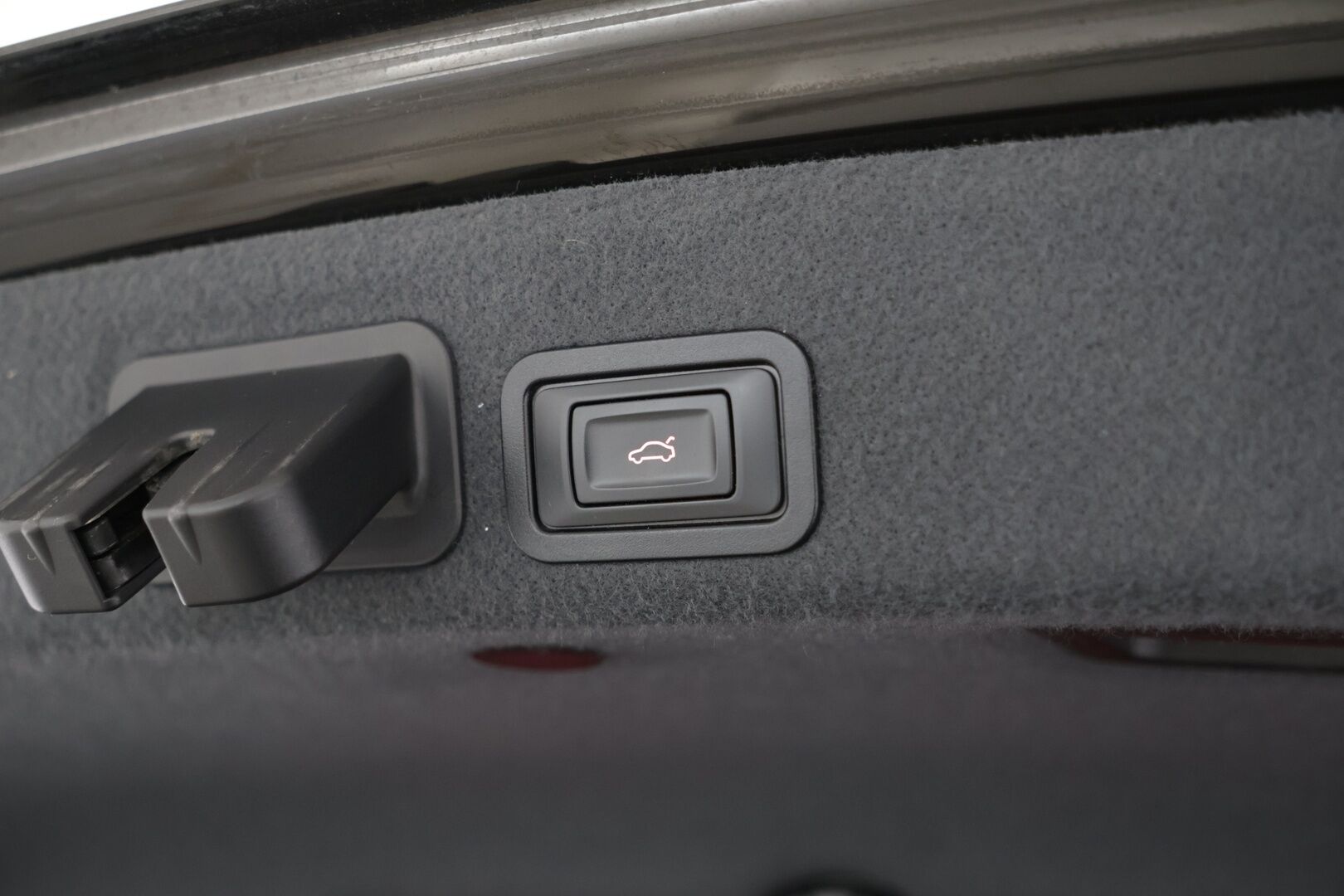 Audi A6 2014 Sedan 3,0 V6 TDI 150 kW quattro S tronic Start-Stop - S-Line / Sporttipenkit sähköllä / Ilma-alusta / Nahkasisusta / Adapt. Vakkari / BOSE / P.Kamera / Webasto