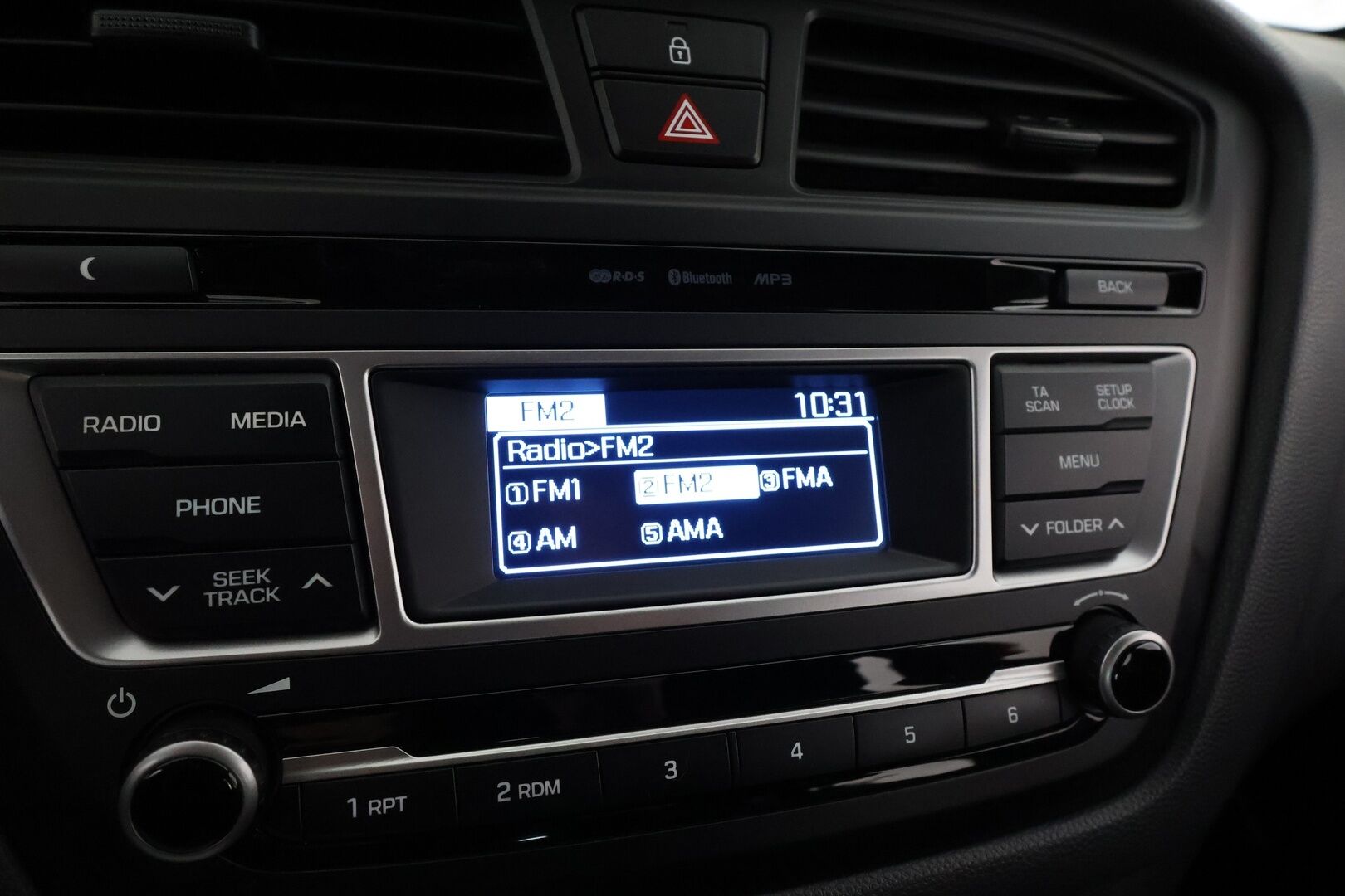 Hyundai i20 5d 2018 1,0 T-GDI 5MT ISG fresh **Suomi-auto / Lohkolämmitin / Ratinlämmitin / Bluetooth** - kahdet Renkaat