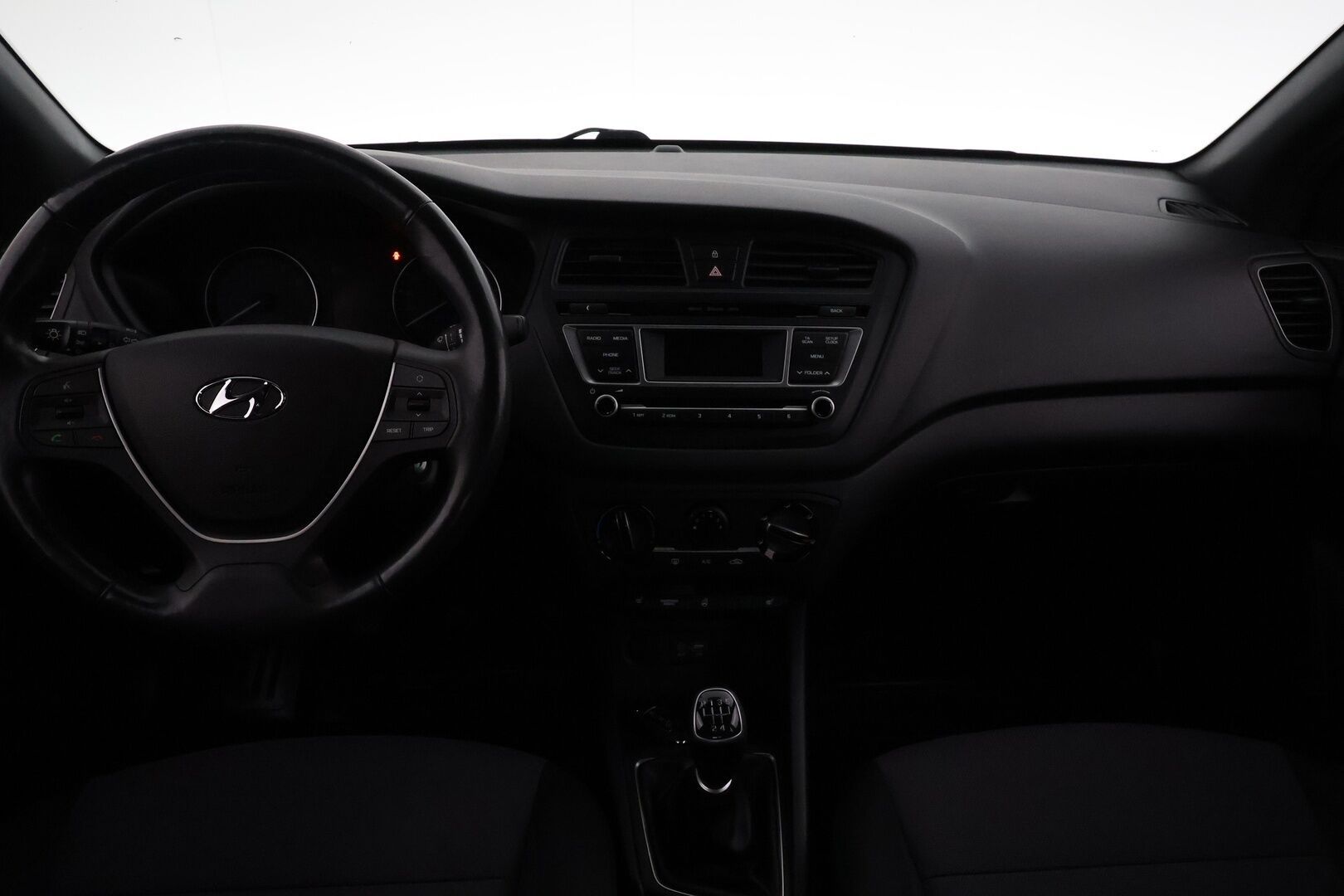 Hyundai i20 5d 2018 1,0 T-GDI 5MT ISG fresh **Suomi-auto / Lohkolämmitin / Ratinlämmitin / Bluetooth** - kahdet Renkaat