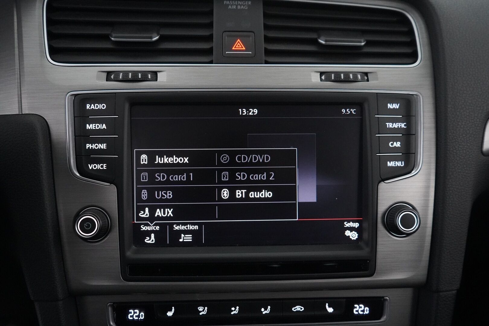 Volkswagen Golf 2015 Variant Highline 1,4 TGI 81 kW *Myydään Huutokaupat.com* - ACC | Pa-Lämmitin | Koukku | Kamera | Bluetooth | KeylessGo | Navi | Huoltokirja | Kahdet OEM vanteet