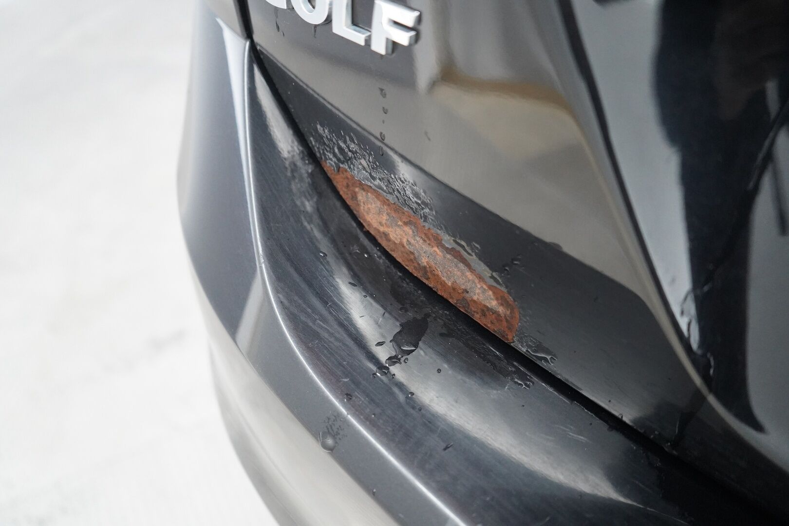 Volkswagen Golf 2015 Variant Highline 1,4 TGI 81 kW *Myydään Huutokaupat.com* - ACC | Pa-Lämmitin | Koukku | Kamera | Bluetooth | KeylessGo | Navi | Huoltokirja | Kahdet OEM vanteet