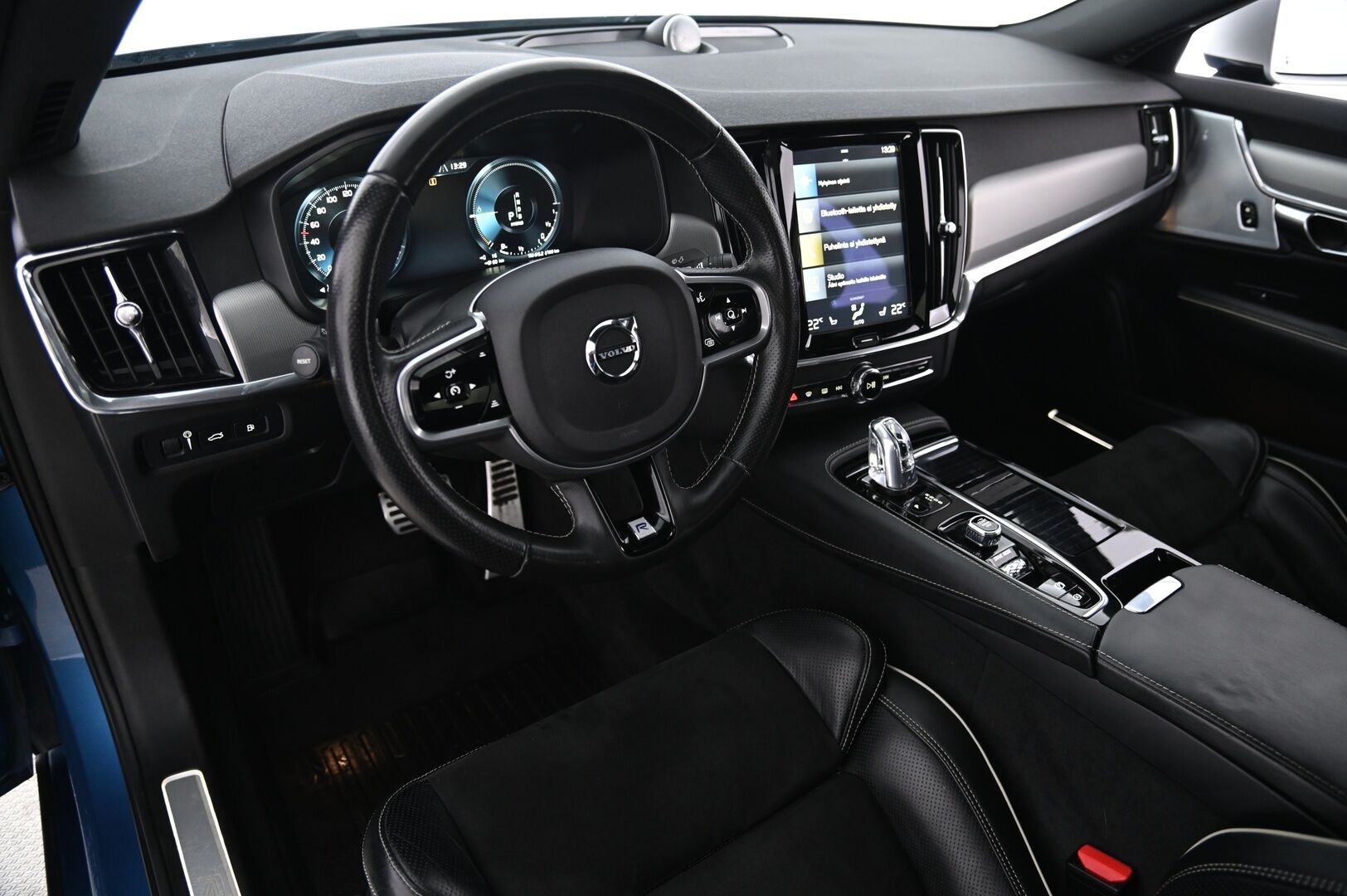 Volvo S90 2018 T8 AWD Business R-Design aut *Bowers&Wilkins / ACC / Kattoluukku / Webasto / P-Kamera / Ratinlämmitin* - Jakopää Tehty! // Kovat varusteet & Hieno väri!* - HULLU BLACKWEEK KORKOTARJOUS 2,49%