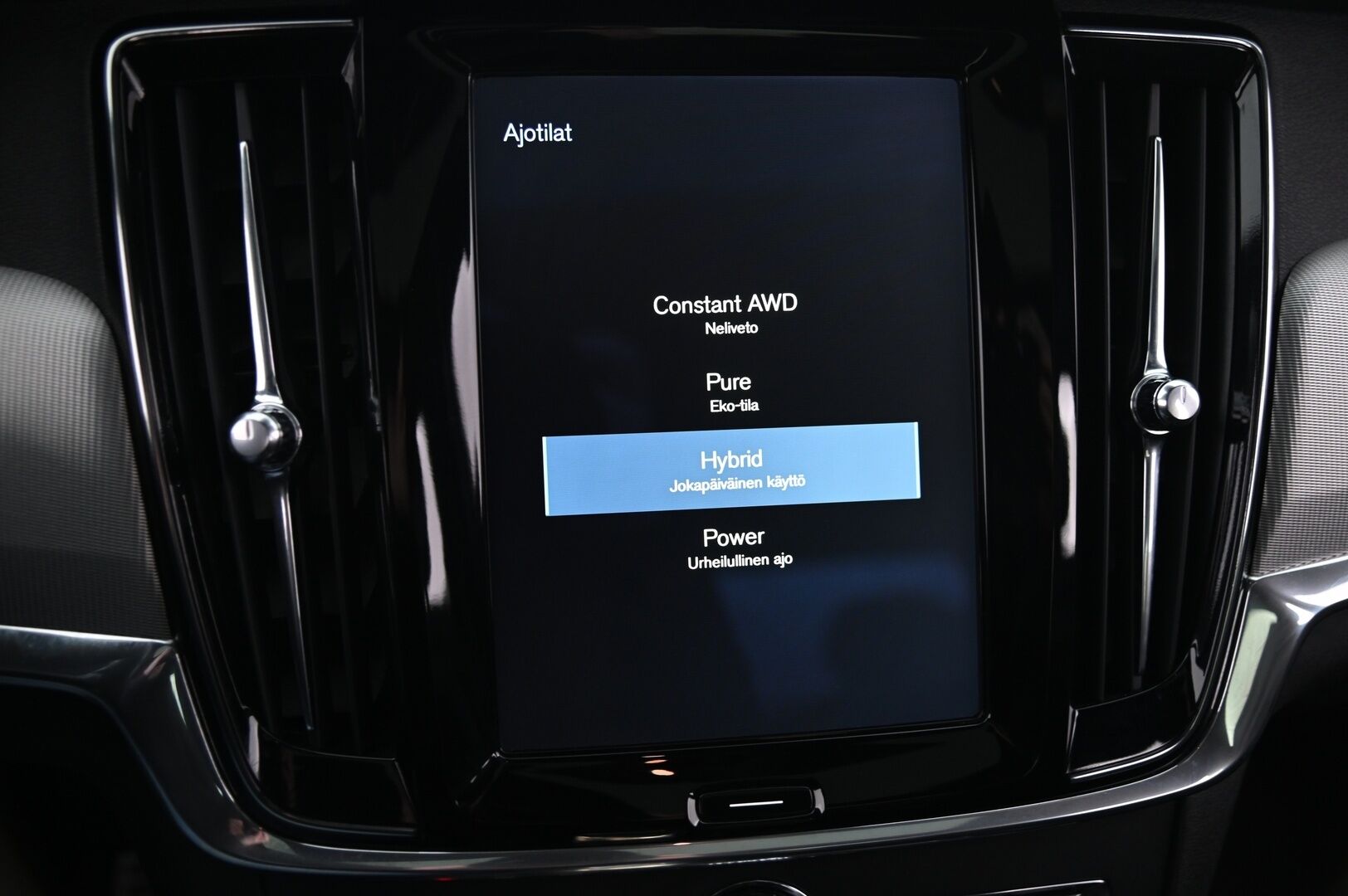 Volvo S90 2018 T8 AWD Business R-Design aut *Bowers&Wilkins / ACC / Kattoluukku / Webasto / P-Kamera / Ratinlämmitin* - Jakopää Tehty! // Kovat varusteet & Hieno väri!*